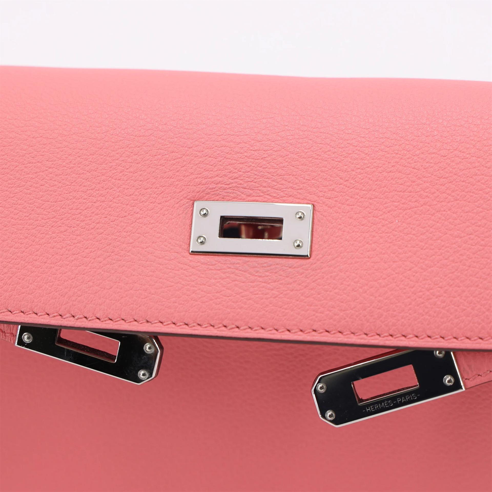 Excellent ( Rank SA ) HERMÈS Kelly Danse Verso Rose d’Ete (K4) Vert Titien (1T) Evercolor Palladium hardware B (2023) - 10