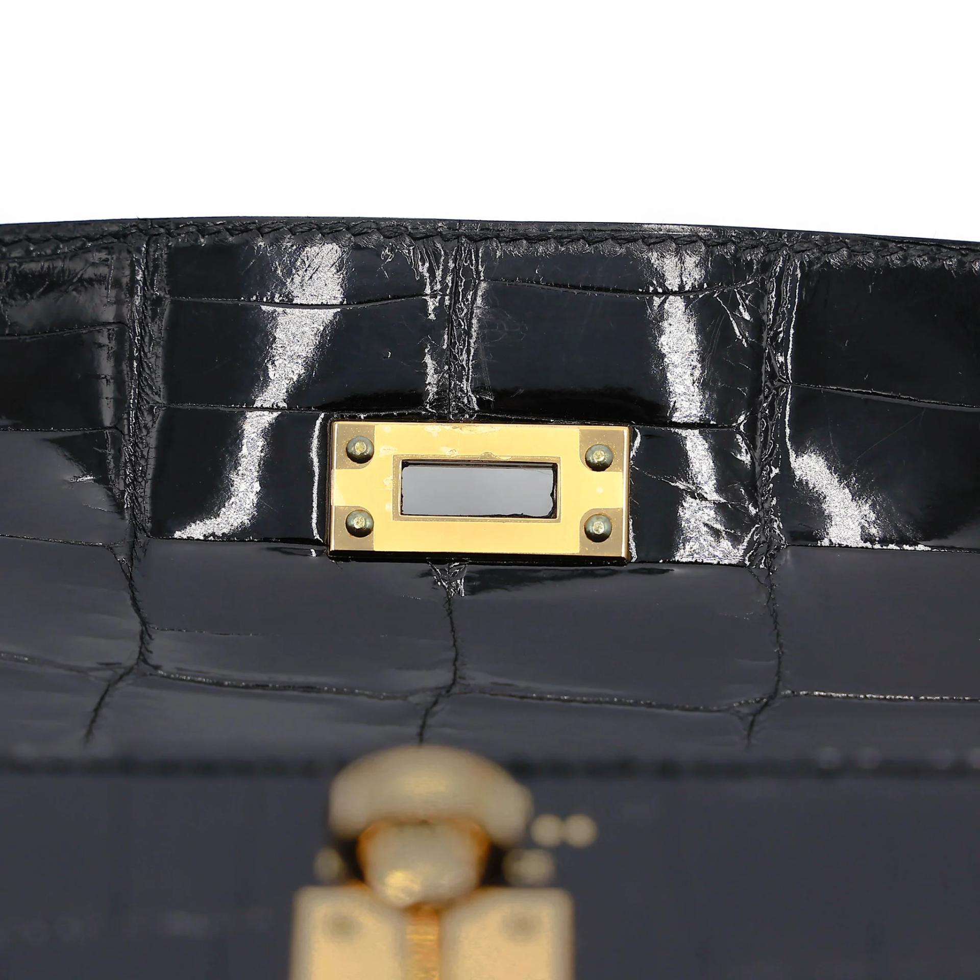 Unused ( Rank NS ) HERMÈS Kelly 25 Sellier Noir (89) Shiny Niloticus Crocodile Gold hardware Z (2021) - 12