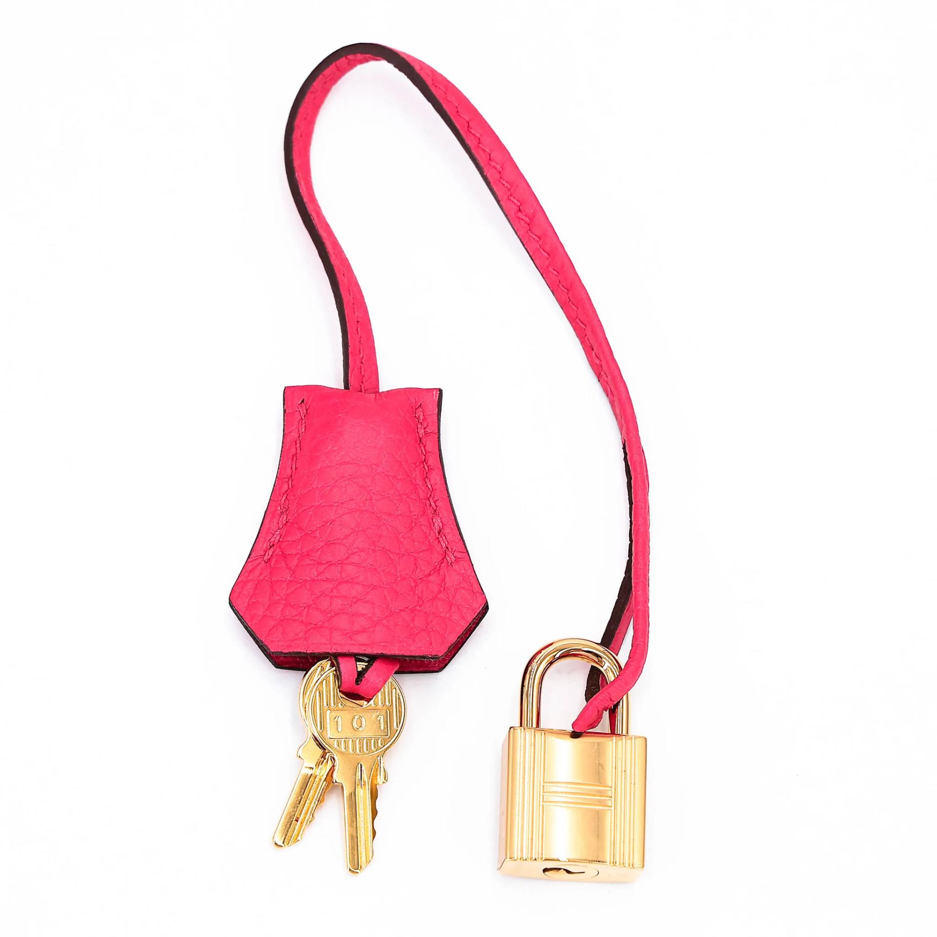Very Good ( Rank A) HERMÈS Birkin 30 Rose Extreme (I6) Clemence Gold hardware D (2019) - 23