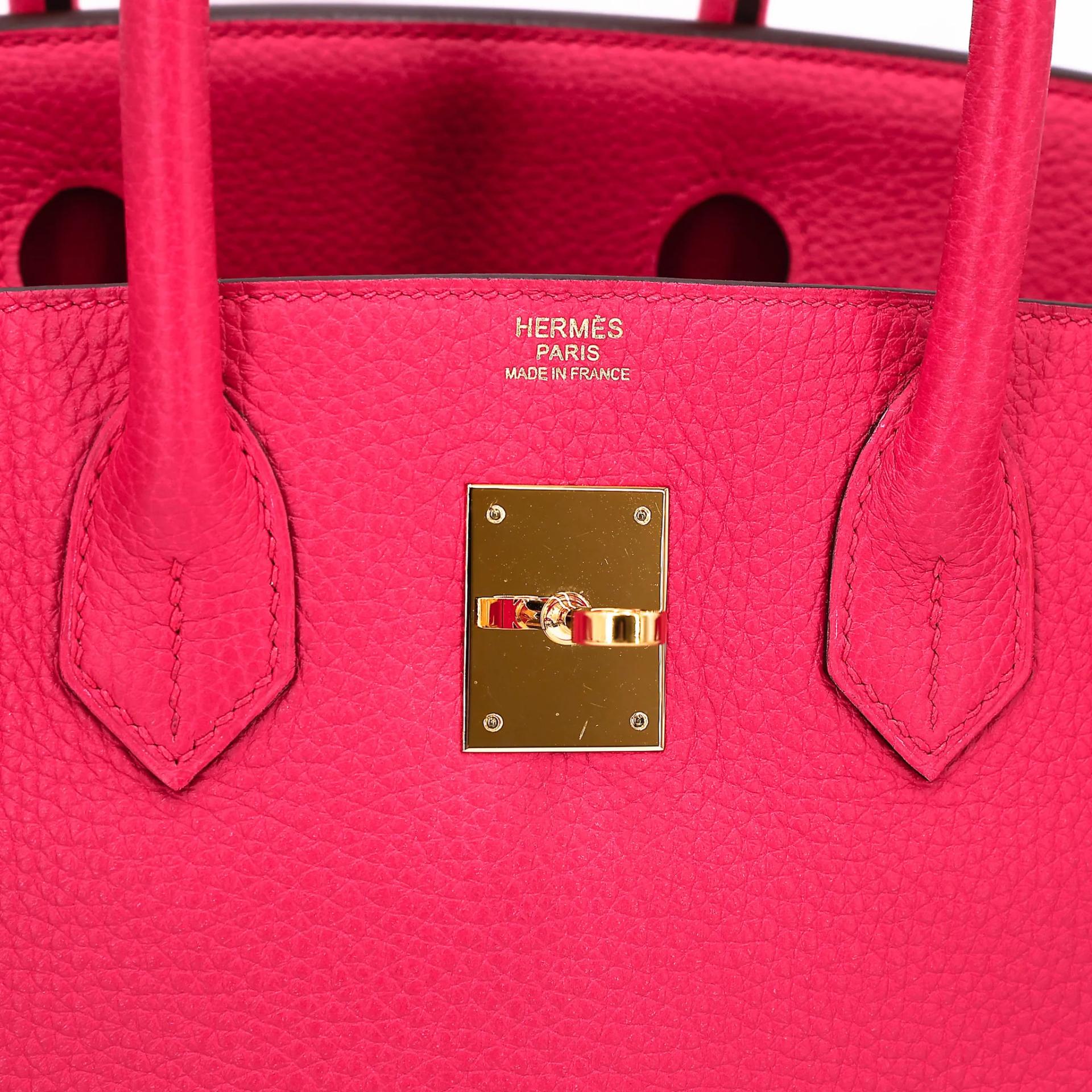Very Good ( Rank A) HERMÈS Birkin 30 Rose Extreme (I6) Clemence Gold hardware D (2019) - 17