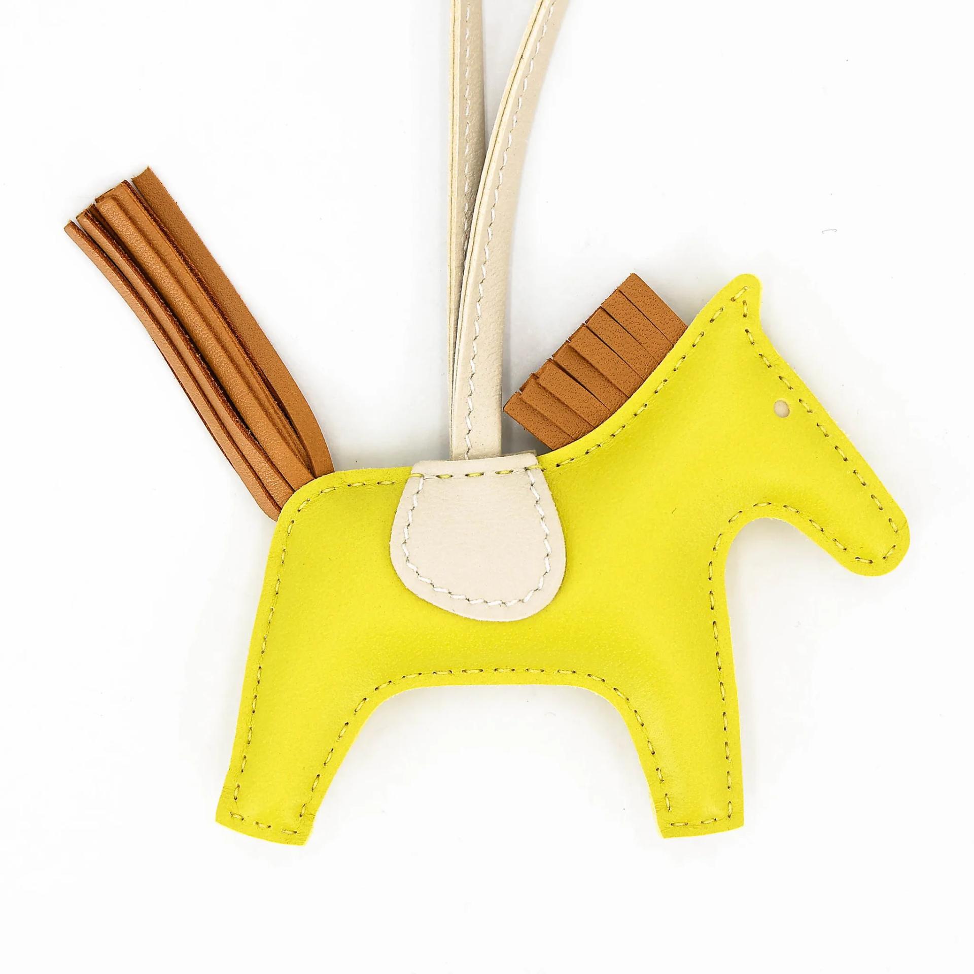 Brand New ( Rank N ) HERMÈS Rodeo PM Lime (9R) Gold (37) Craie (10) Agneau Milo B (2023) - 6