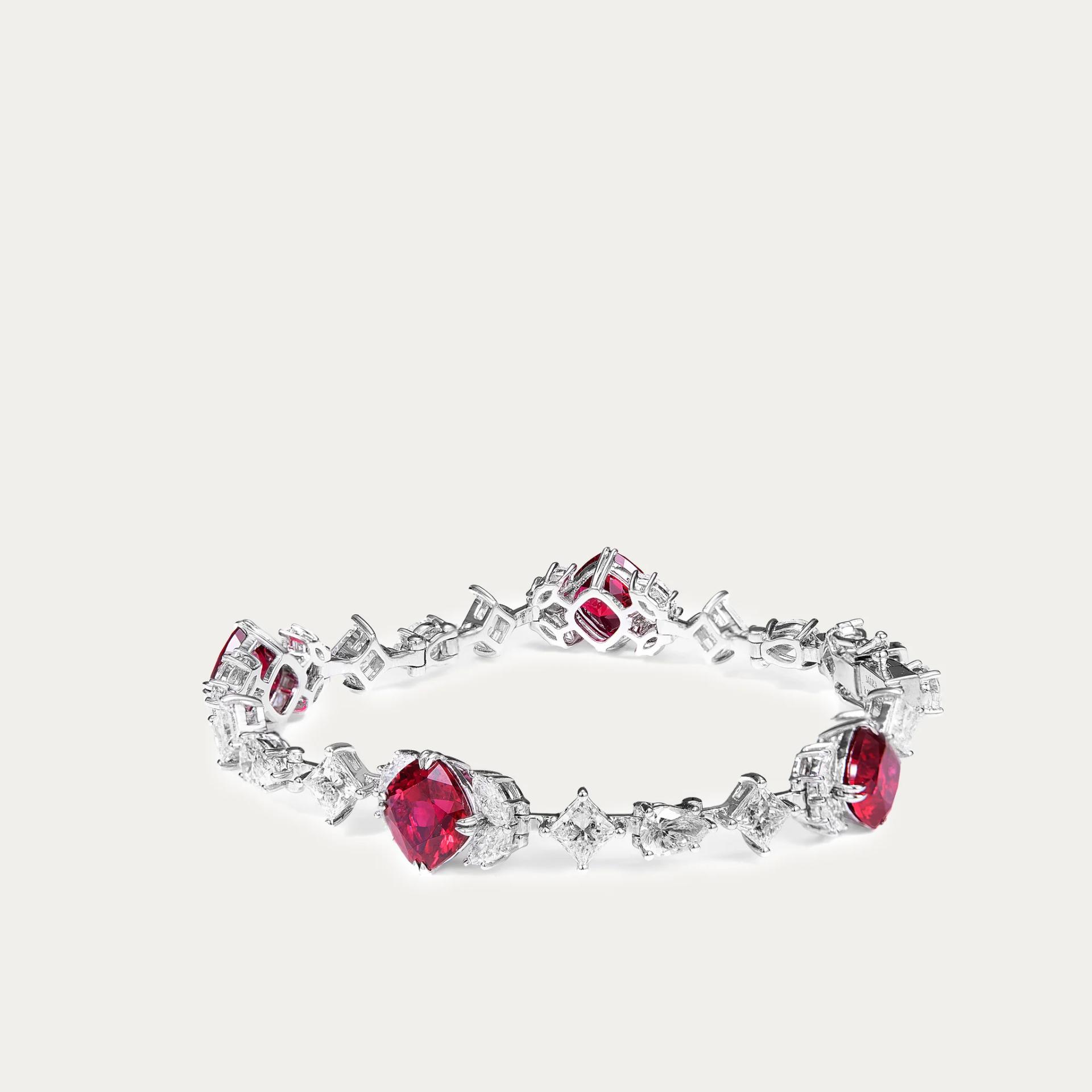 Brand New ( Rank N ) Mira Mira Premium collection Ruby Nova Bracelet Red 18K White Gold - 3
