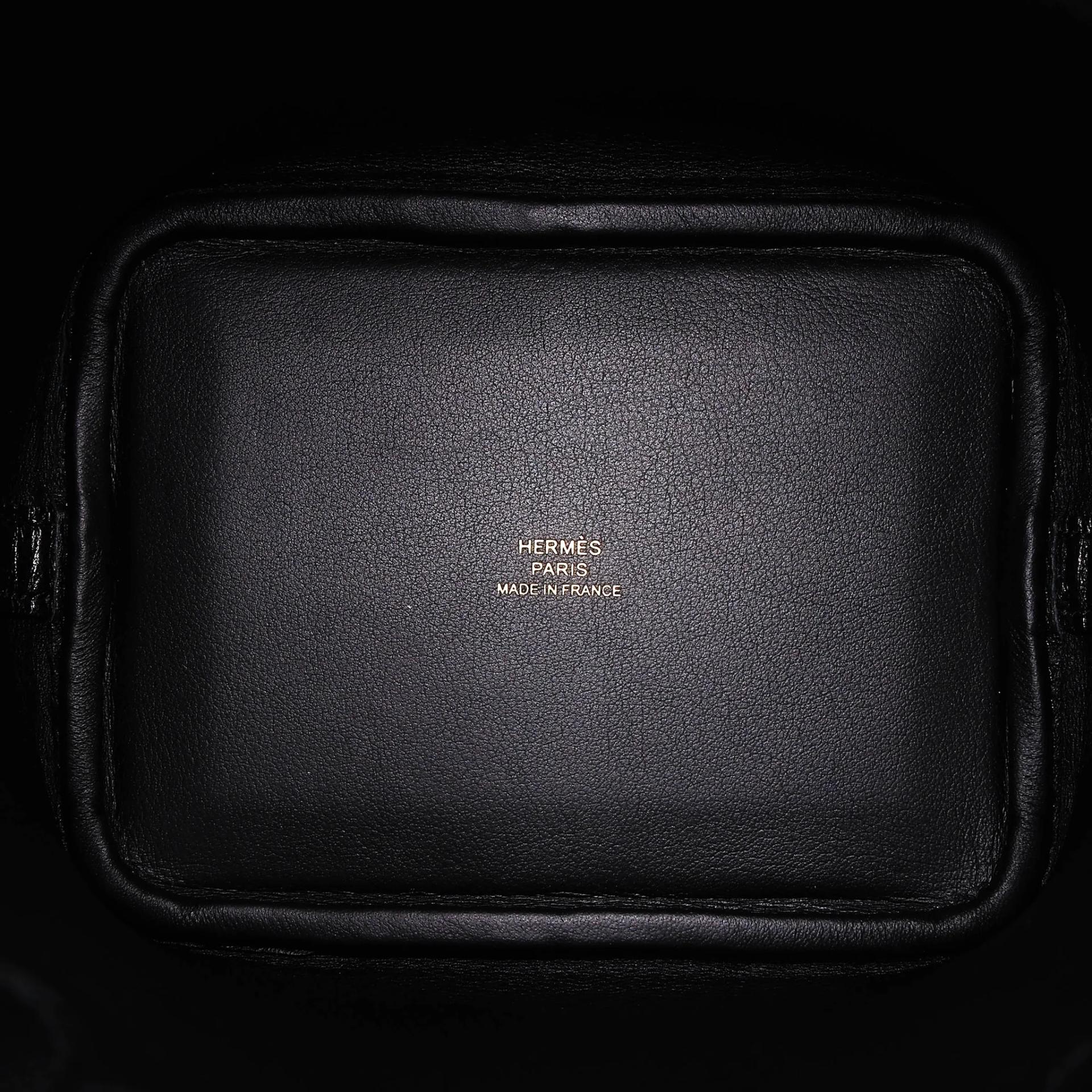 Unused ( Rank NS ) HERMÈS Picotin Lock Micro 14 Noir (89) Ostrich Gold hardware W (2024) - 12