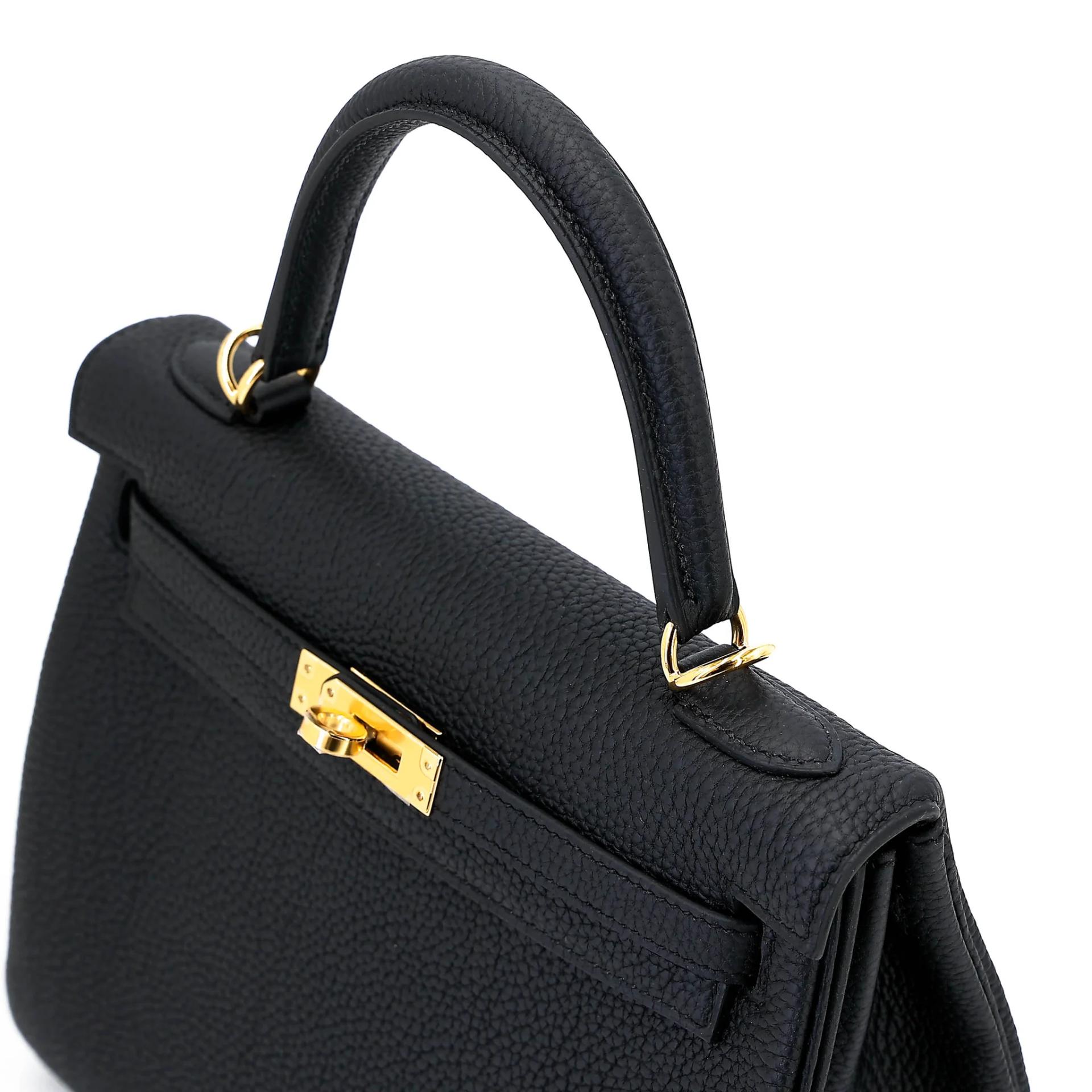 Brand New ( Rank N ) HERMÈS Kelly 25 Noir (89) Togo Gold hardware G (2026) - 3