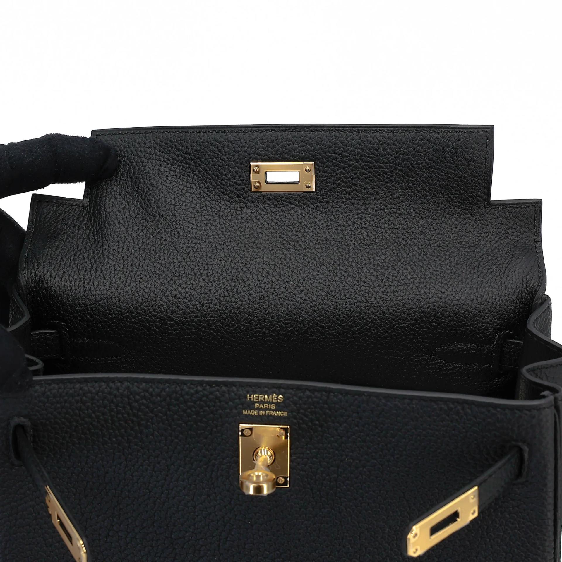Brand New ( Rank N ) HERMÈS Kelly 25 Noir (89) Togo Gold hardware G (2026) - 12