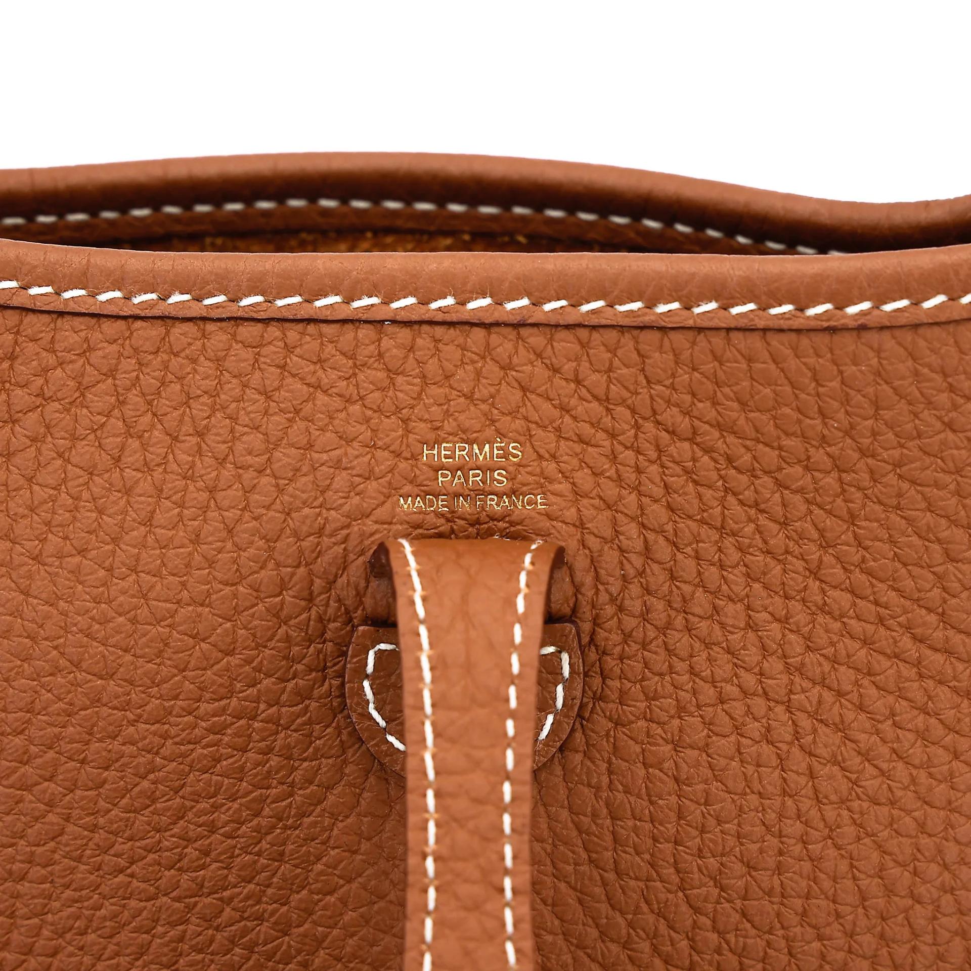 Very Good ( Rank A) HERMÈS Mini Evelyne 16 Amazone 112cm Gold (37) Clemence Gold hardware Z (2021) - 9
