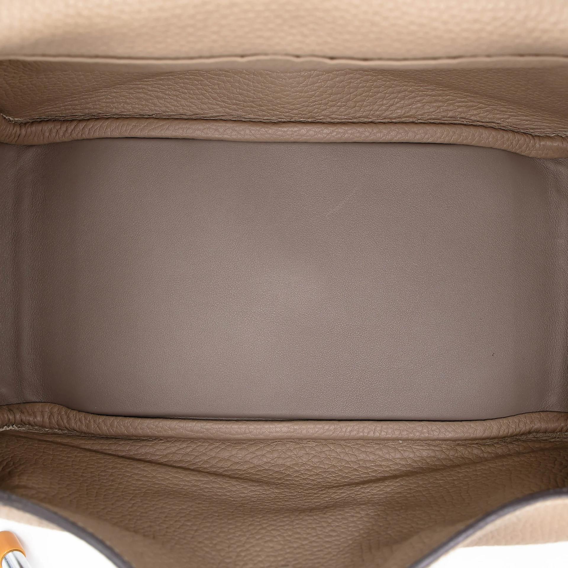 Very Good ( Rank A) HERMÈS Lindy 26 Trench (S2) Clemence Gold hardware U (2022) - 25