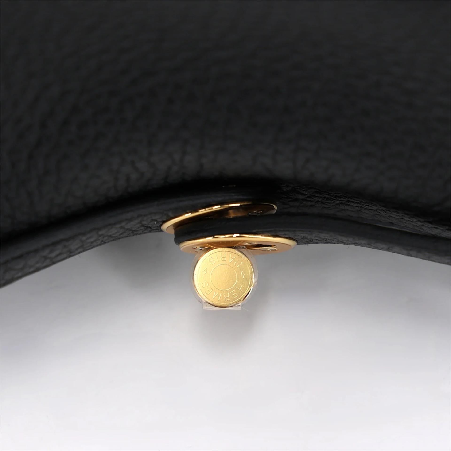 Unused ( Rank NS ) HERMÈS Mini Lindy Noir (89) Clemence Gold hardware B (2023) - 9