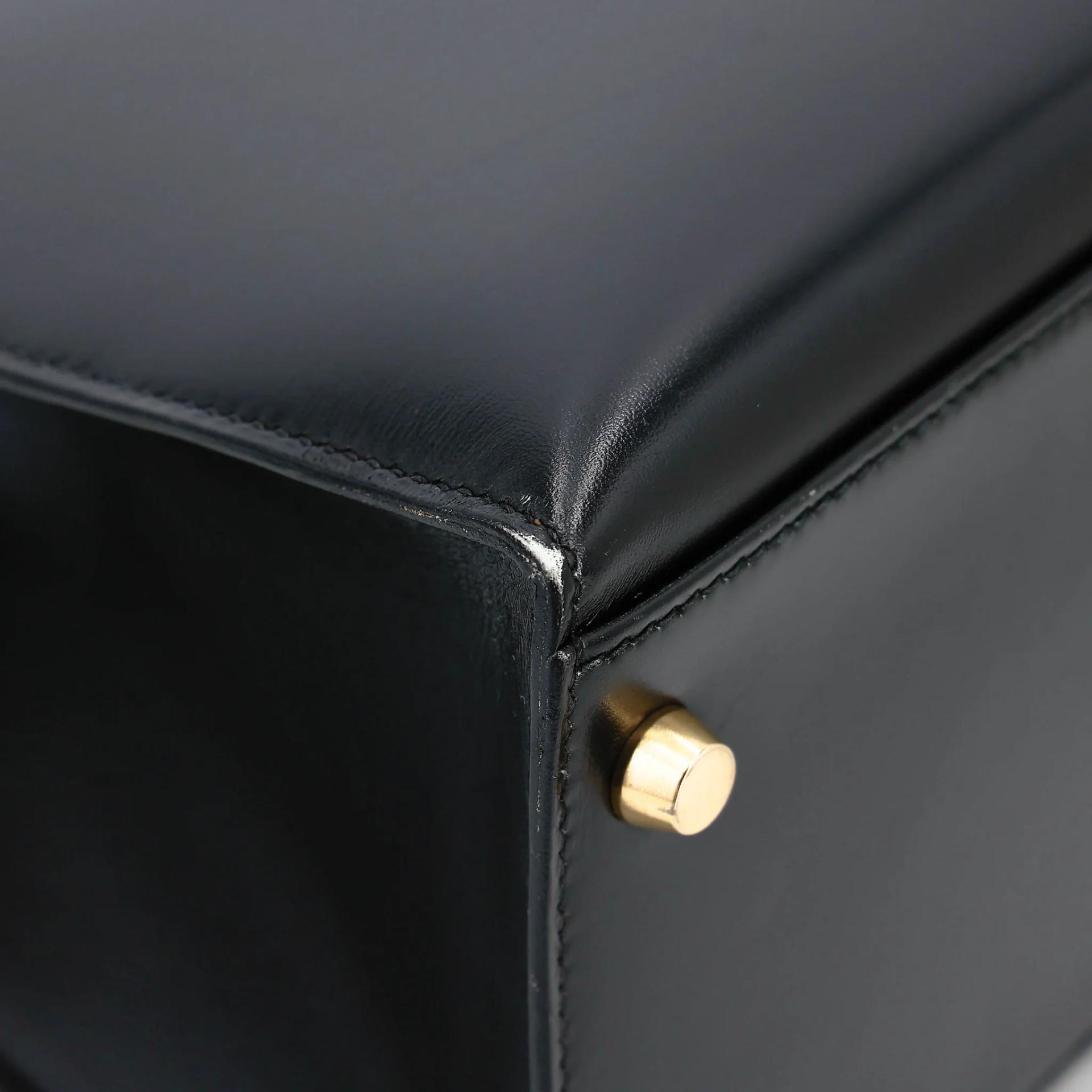 Very Good ( Rank A) HERMÈS Kelly 32 Sellier Noir (89) Box-calf Gold hardware Circle X (1994) - 17