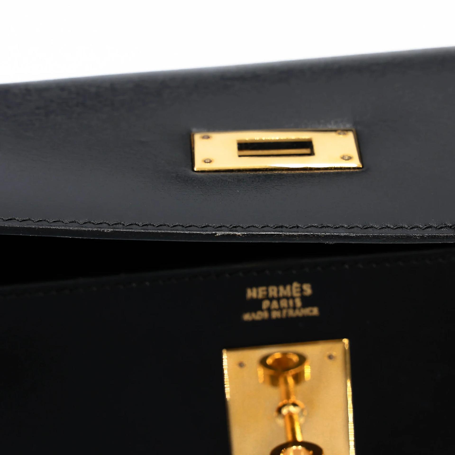 Very Good ( Rank A) HERMÈS Kelly 32 Sellier Noir (89) Box-calf Gold hardware Circle X (1994) - 30