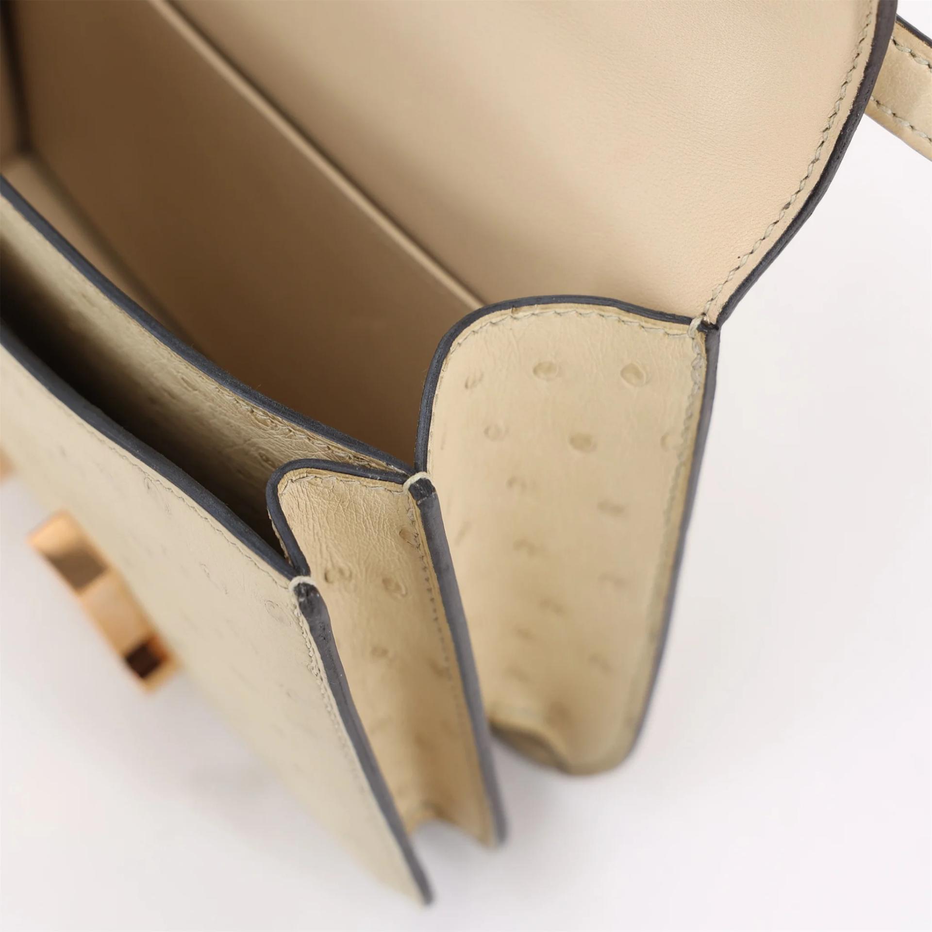 Very Good ( Rank A) HERMÈS Constance Mini Parchemin (3C) Ostrich Rose Gold hardware Y (2020) - 15