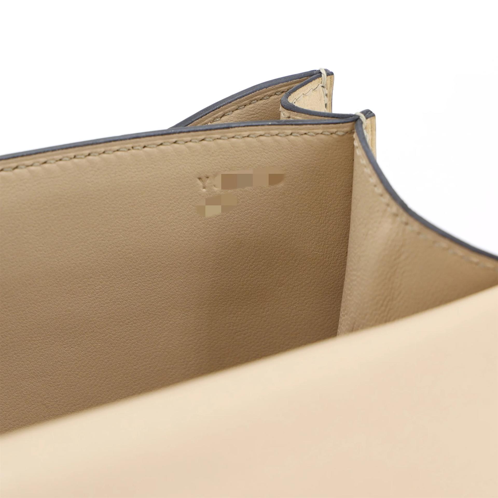 Very Good ( Rank A) HERMÈS Constance Mini Parchemin (3C) Ostrich Rose Gold hardware Y (2020) - 16