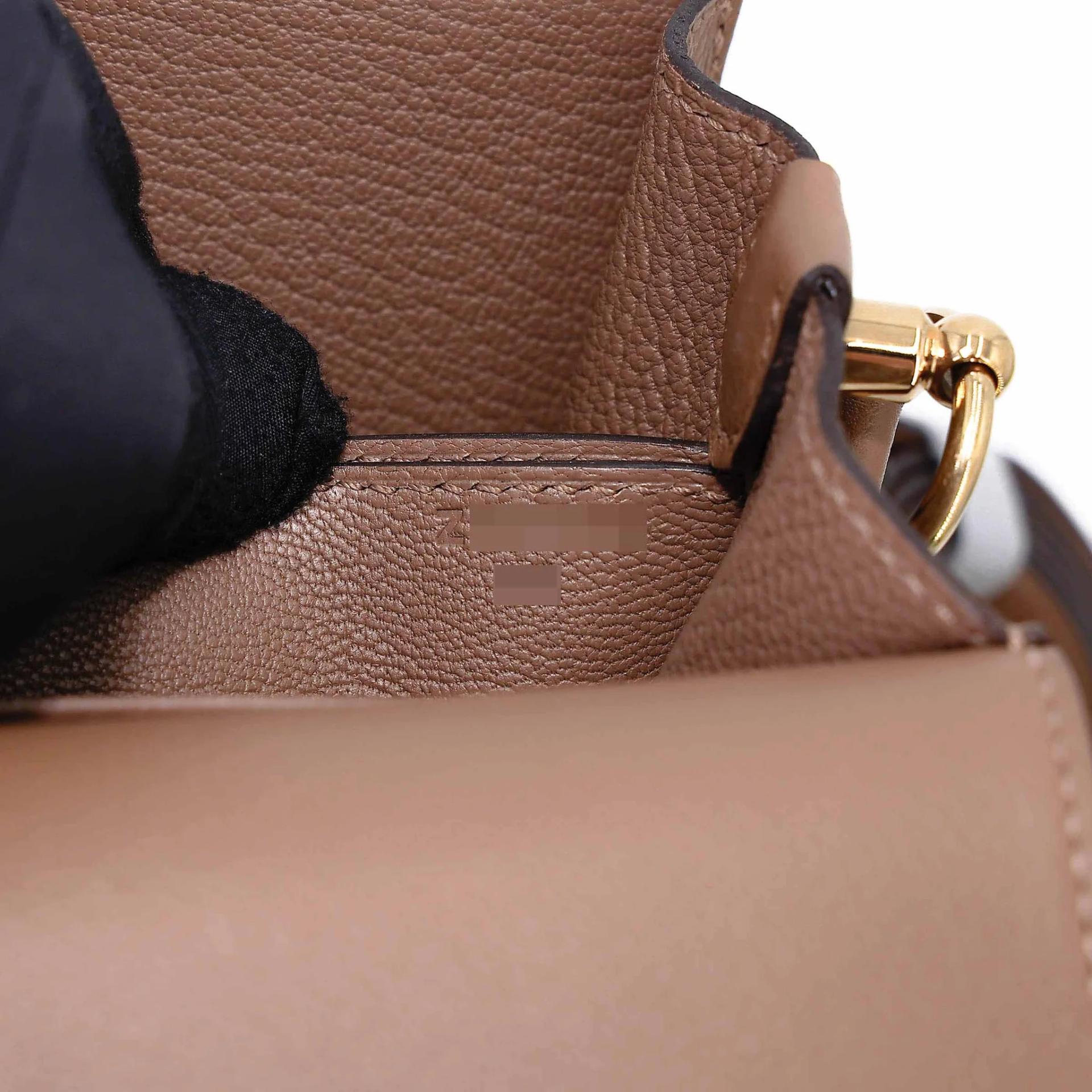Very Good ( Rank A) HERMÈS Roulis Mini Beige de Weimar (D0) Evercolor Permabrass hardware Z (2021) - 12