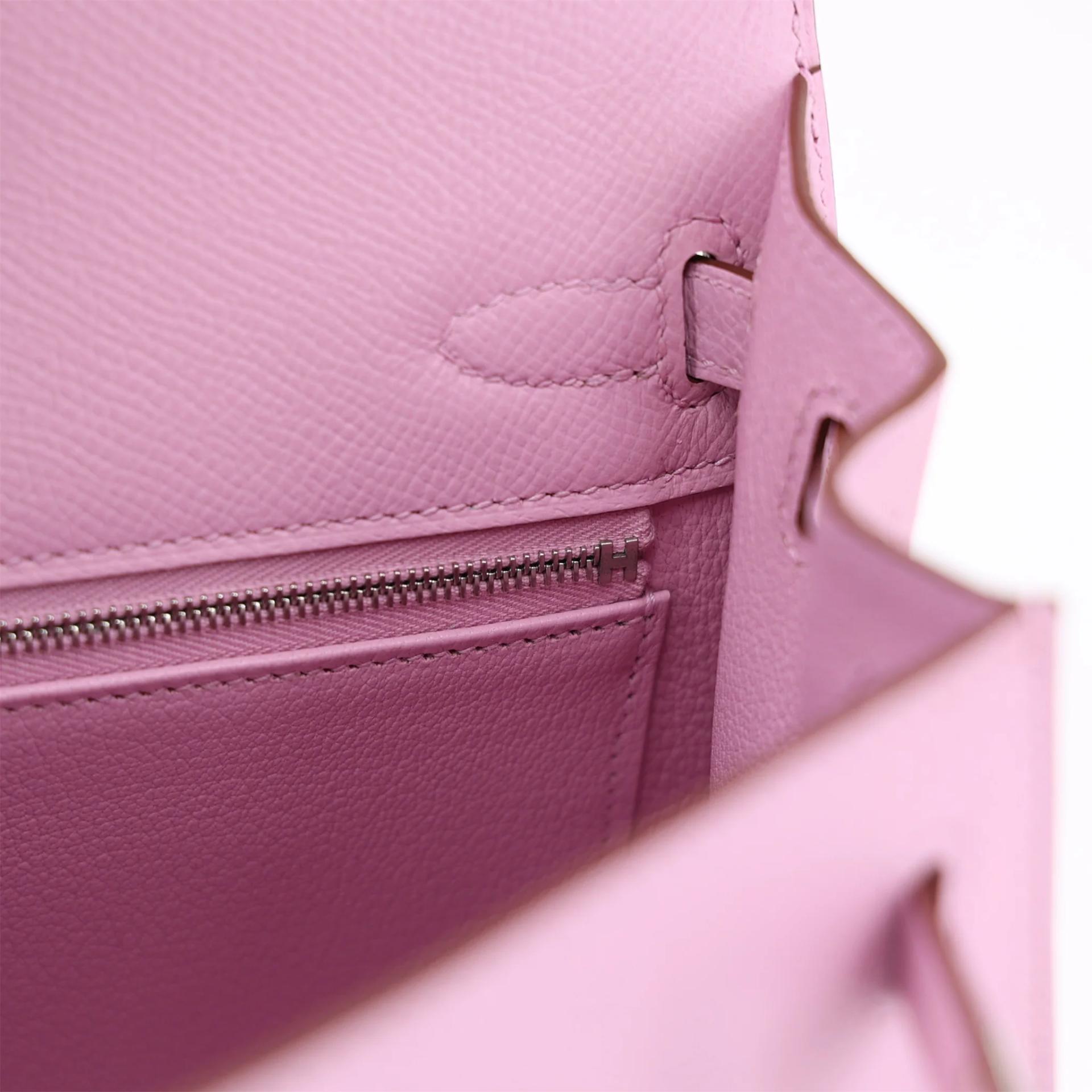 Brand New ( Rank N ) HERMÈS Kelly 25 Sellier Mauve Sylvestre (X9) Epsom Palladium hardware G (2026) - 15