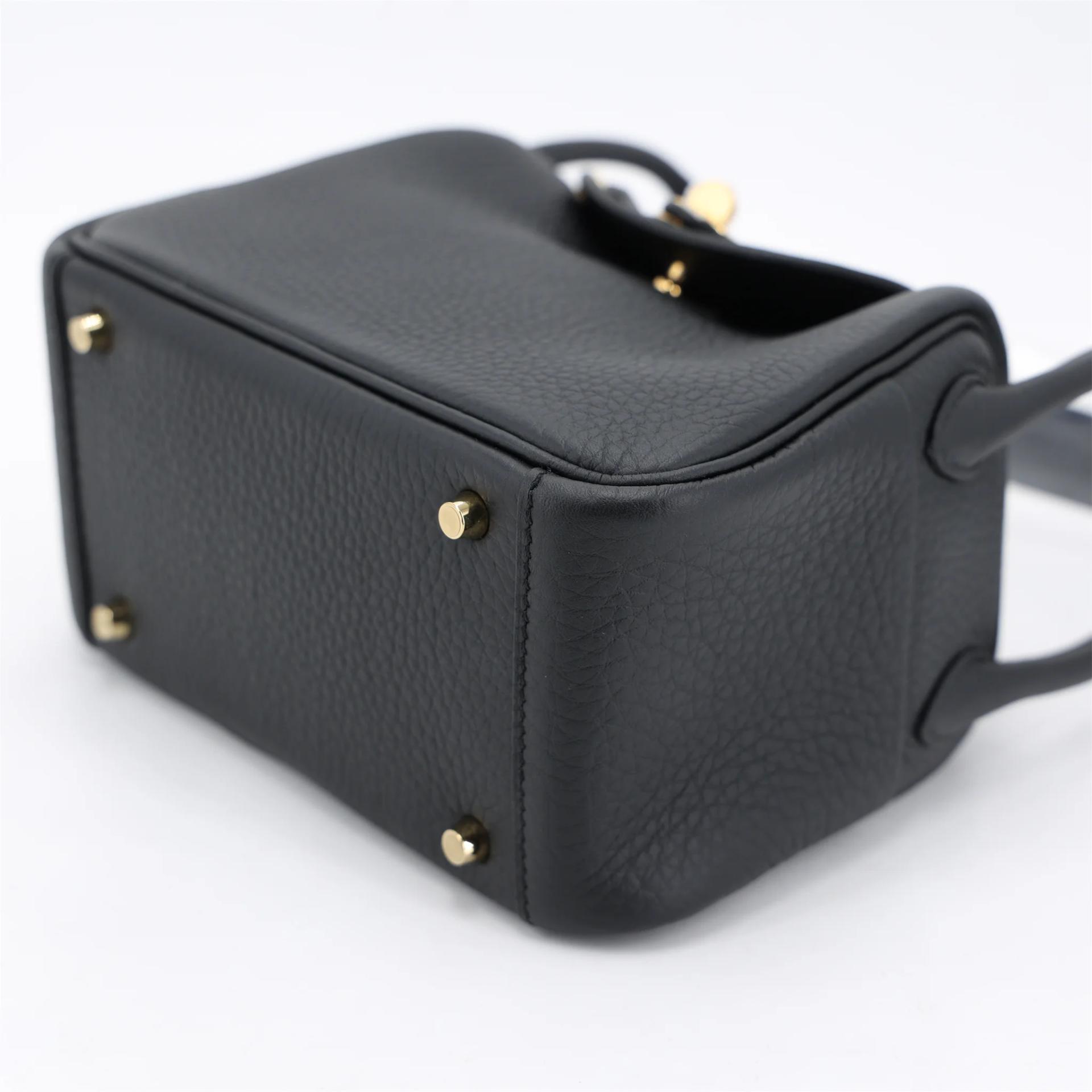 Unused ( Rank NS ) HERMÈS Mini Lindy Black Clemence Gold hardware W (2024) - 5