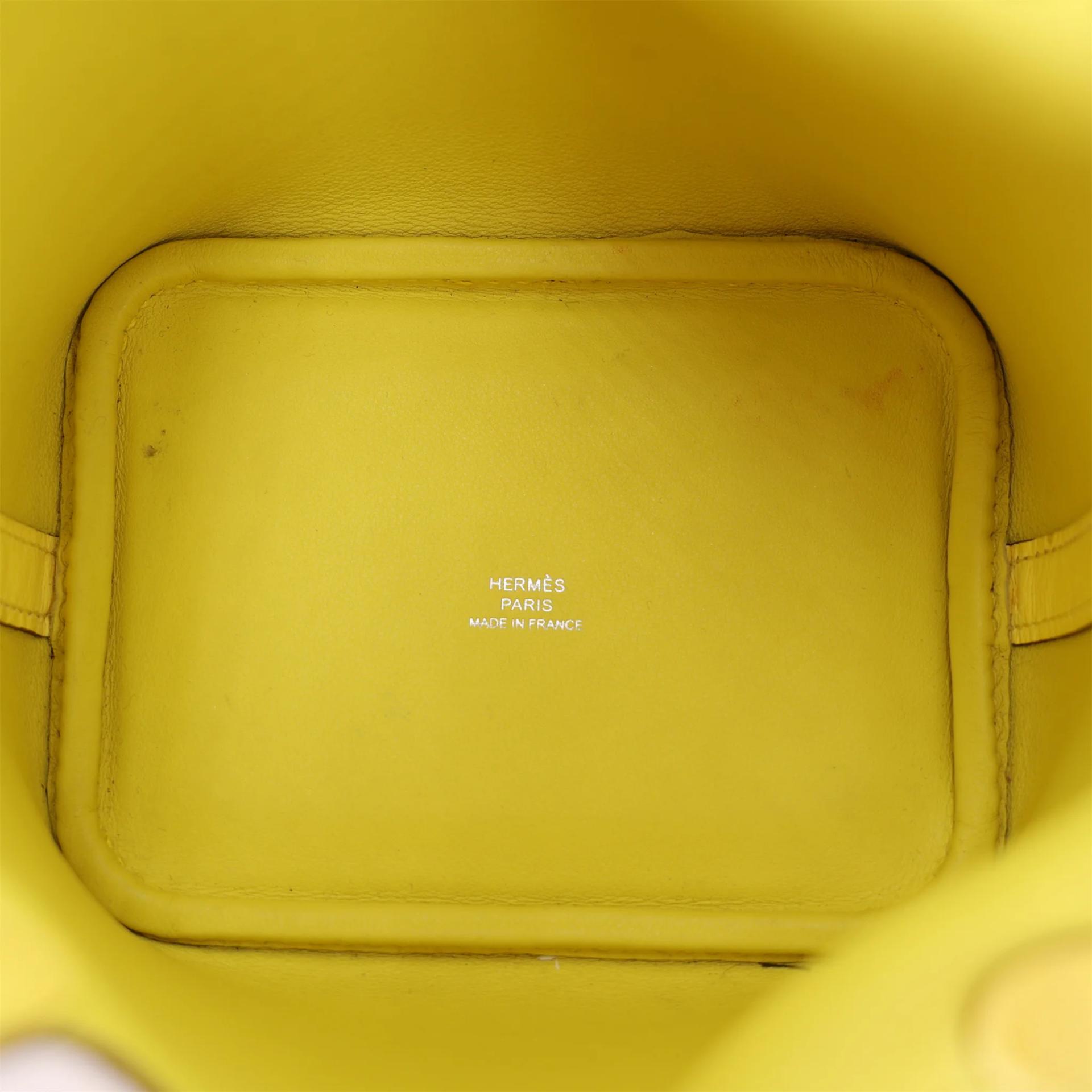 Very Good ( Rank A) HERMÈS Picotin Lock Micro 14 Jaune Citron (9N) Ostrich Palladium hardware W (2024) - 13