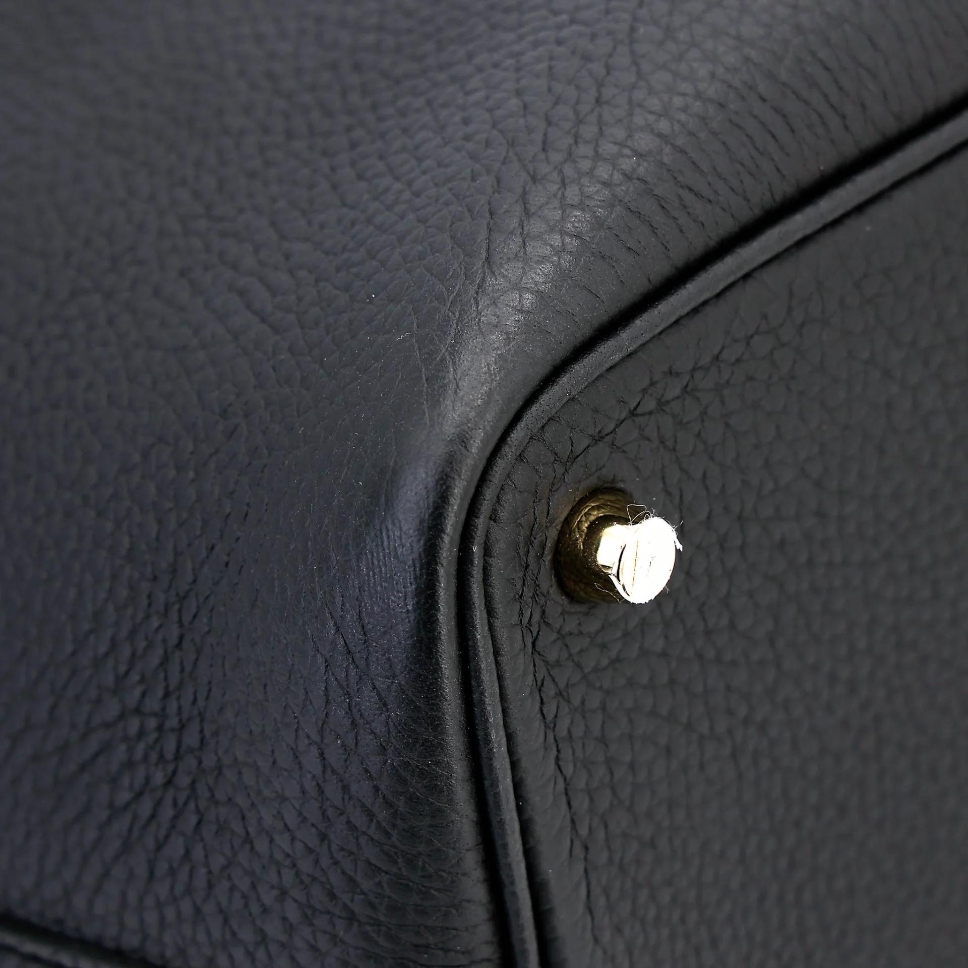 Excellent ( Rank SA ) HERMÈS Picotin Lock PM Noir (89) Clemence Gold hardware B (2023) - 10