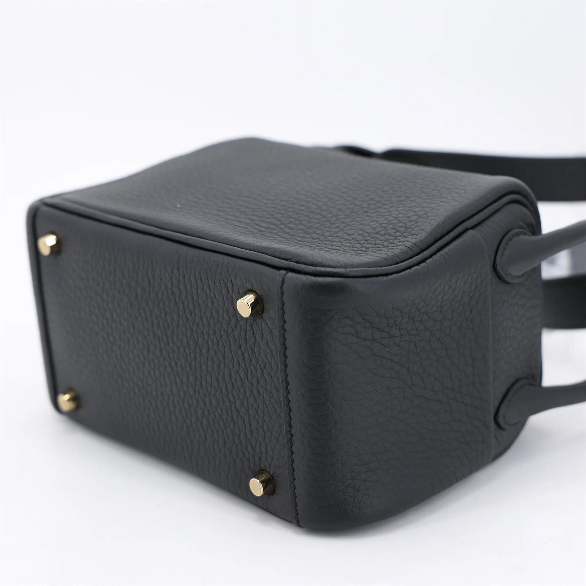Unused ( Rank NS ) HERMÈS Mini Lindy Black Clemence Gold hardware W (2024) - 7