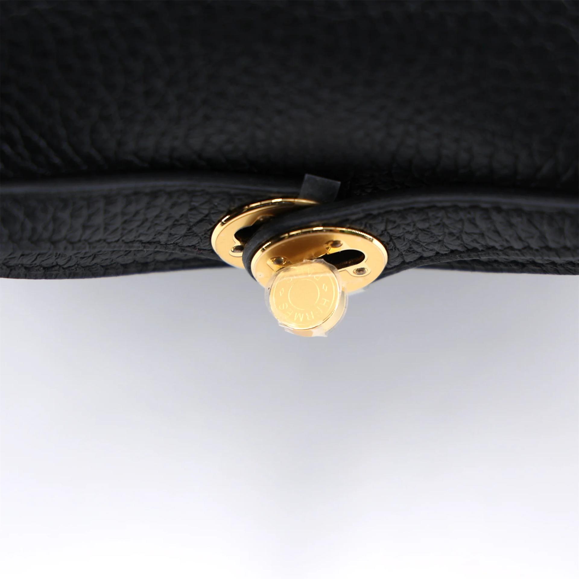 Unused ( Rank NS ) HERMÈS Mini Lindy Black Clemence Gold hardware W (2024) - 9
