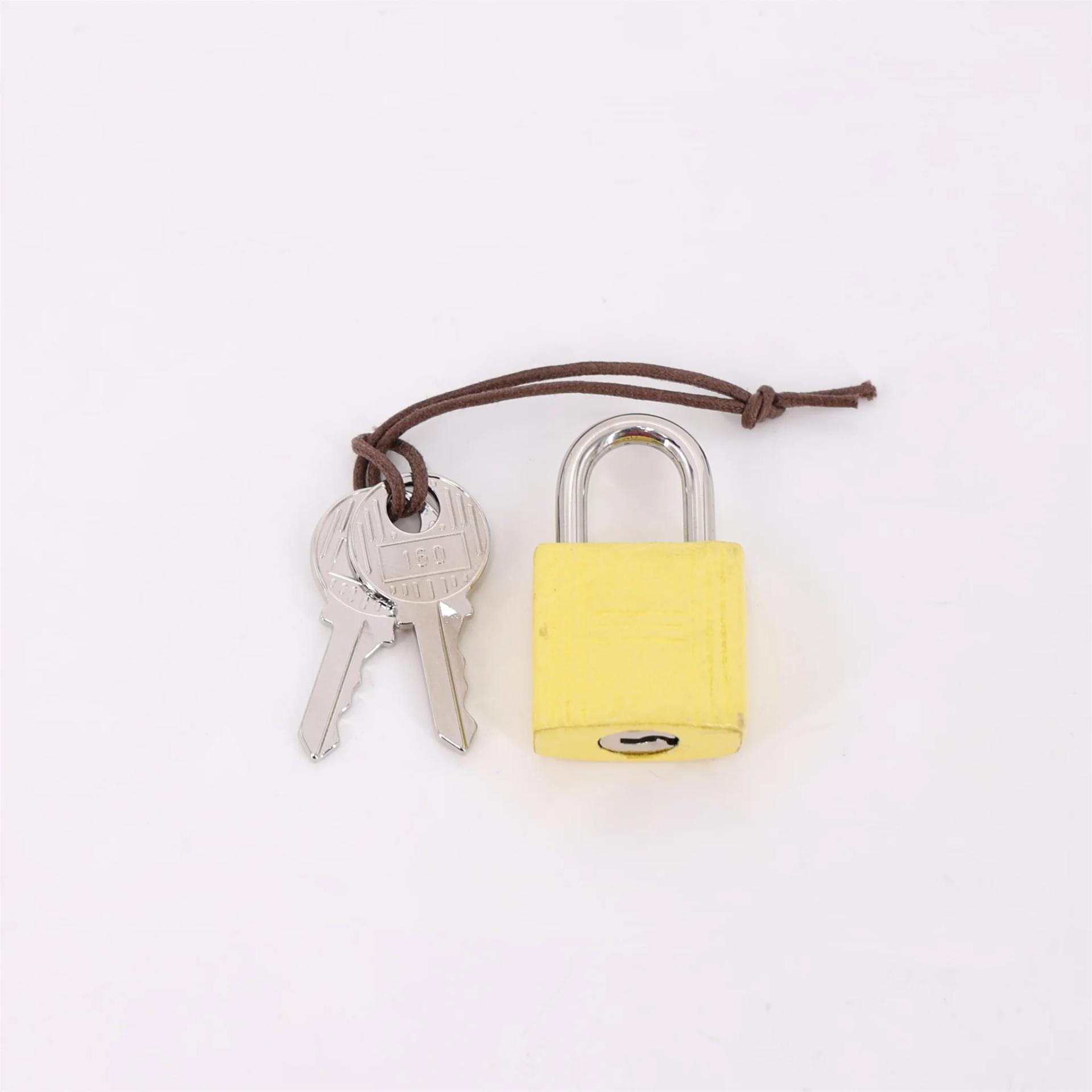 Very Good ( Rank A) HERMÈS Picotin Lock Micro 14 Jaune Citron (9N) Ostrich Palladium hardware W (2024) - 15
