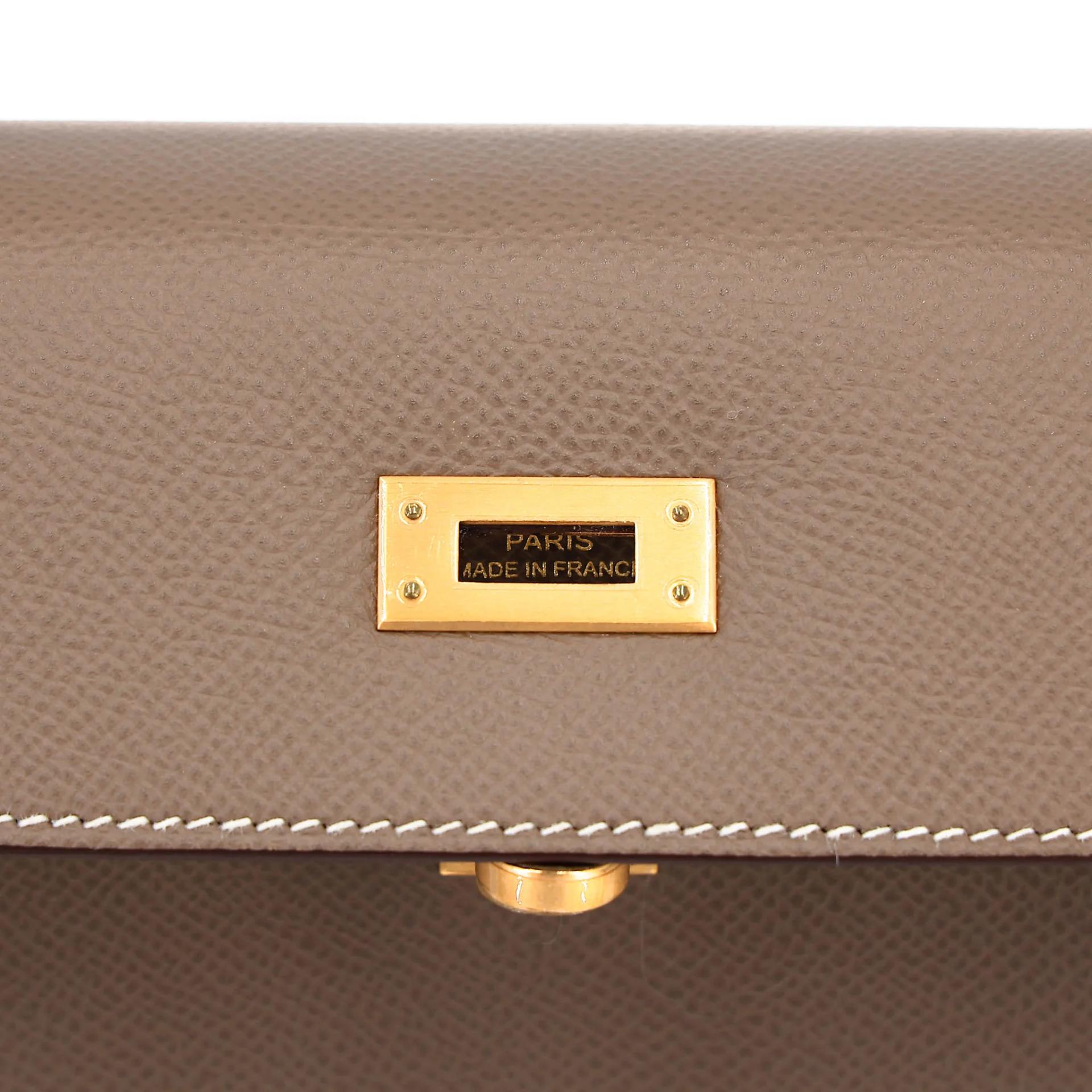 Very Good ( Rank A) HERMÈS Special Order Kelly 25 Sellier HSS Etoupe (18) Craie (10) Epsom Brushed Gold hardware D (2019) - 16