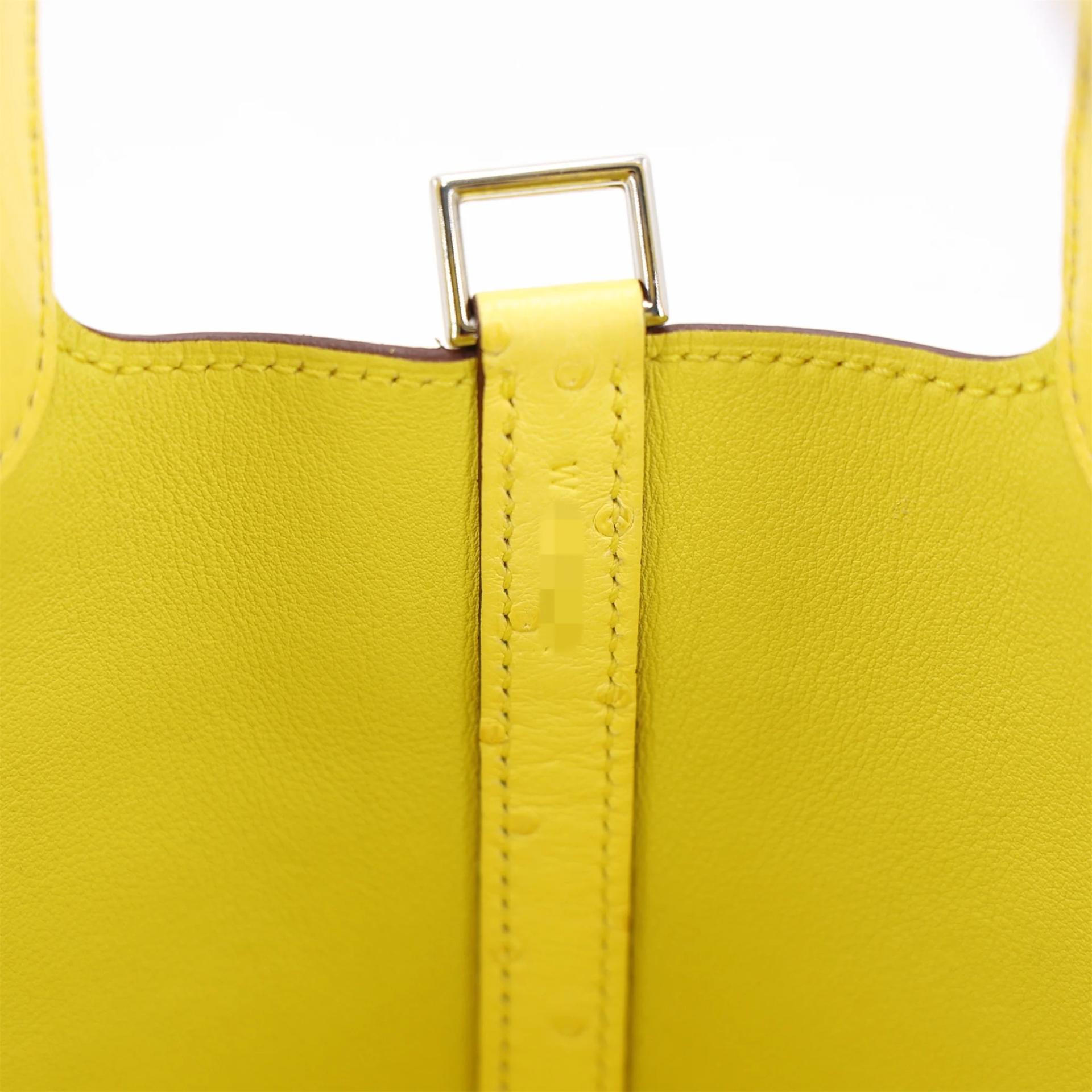 Very Good ( Rank A) HERMÈS Picotin Lock Micro 14 Jaune Citron (9N) Ostrich Palladium hardware W (2024) - 14