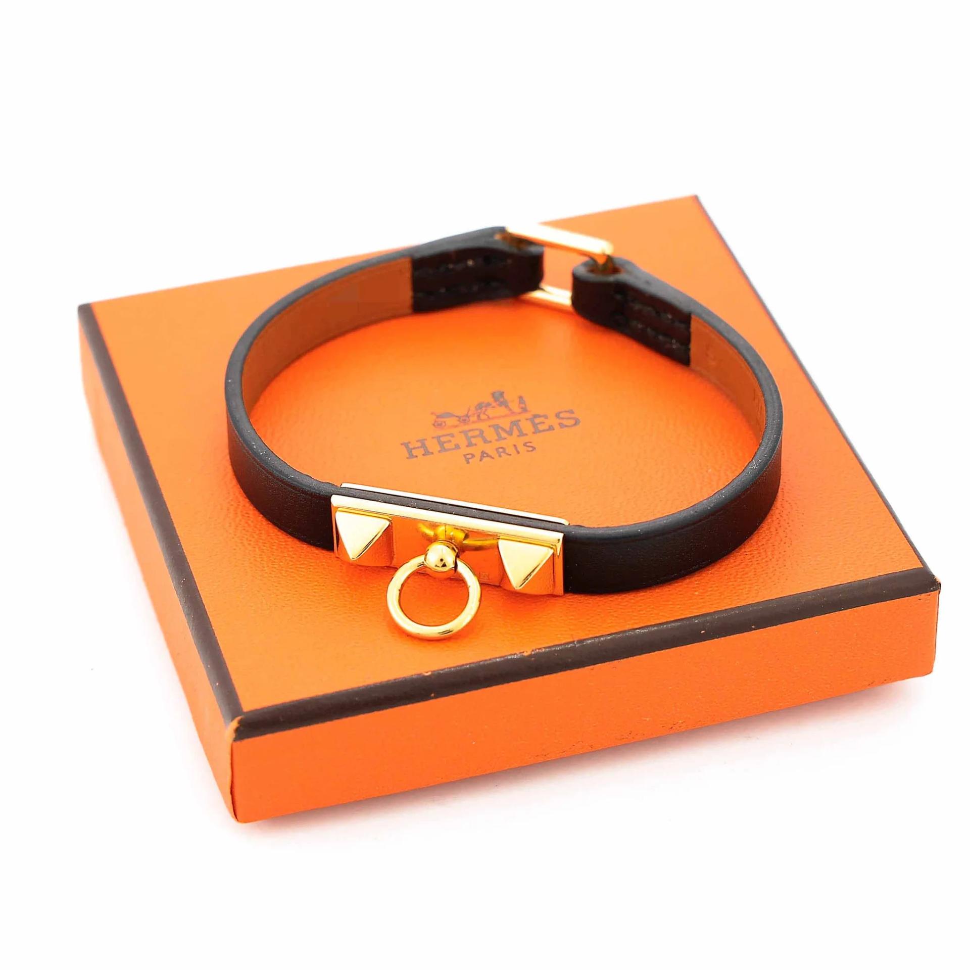 Excellent ( Rank SA ) HERMÈS Rivale Mini Bracelet size S Noir (89) Swift Gold hardware Square R (2014) - 3