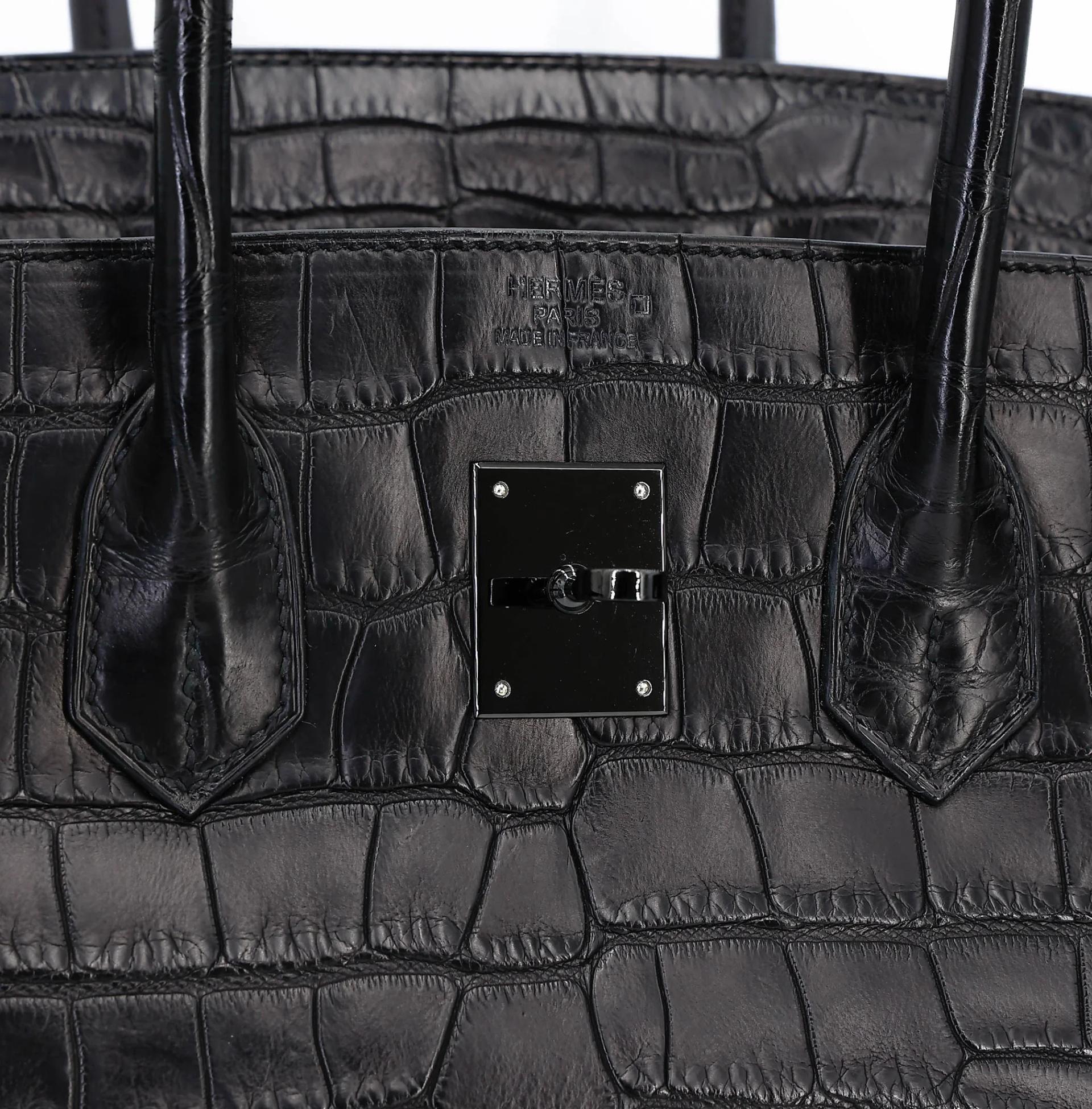 Very Good ( Rank A) HERMÈS Limited Edition Birkin 35 So Black Noir (89) Matte Alligator Black hardware Square O (2011) - 17