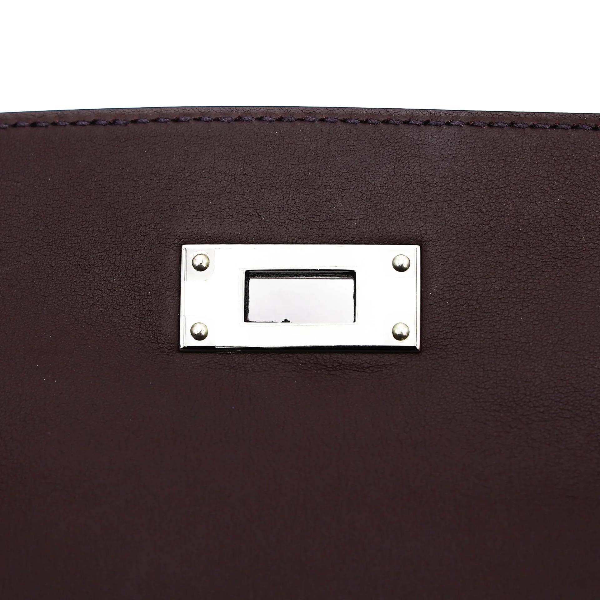 Excellent ( Rank SA ) HERMÈS Limited Edition Kelly 28 Sellier Rouge Sellier (0G) Toile Quadrille canvas Swift Palladium hardware U (2022) - 12