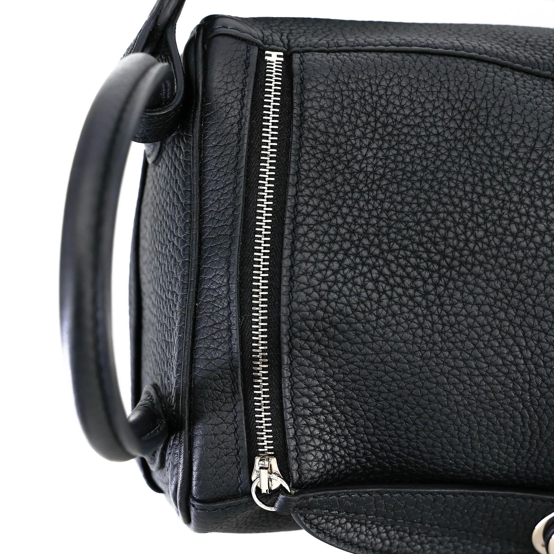 Excellent ( Rank SA ) HERMÈS Lindy 26 Noir (89) Clemence Palladium hardware Z (2021) - 9