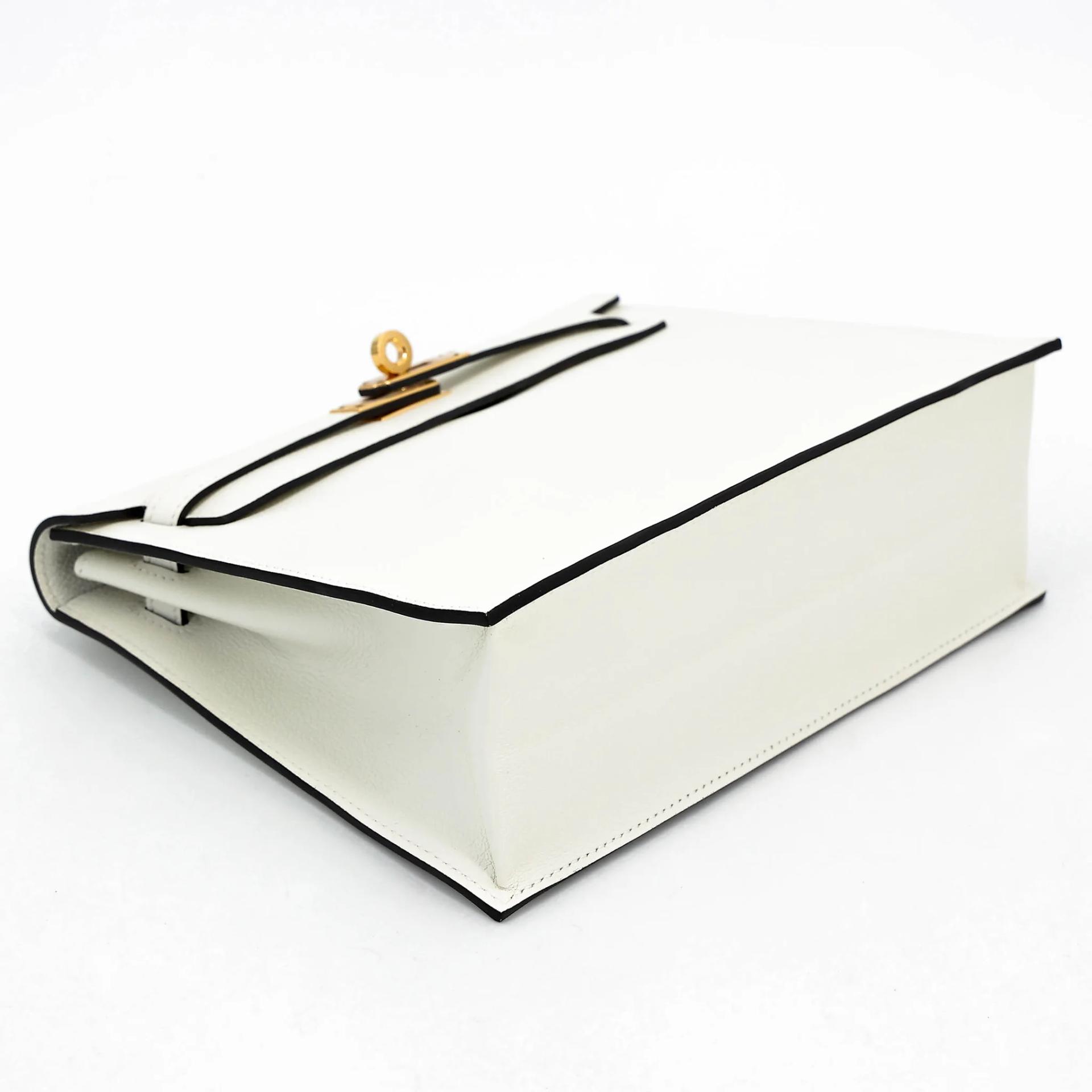Excellent ( Rank SA ) HERMÈS Kelly Danse Verso White (01) Kraft (2H) Evercolor Gold hardware W (2024) - 4