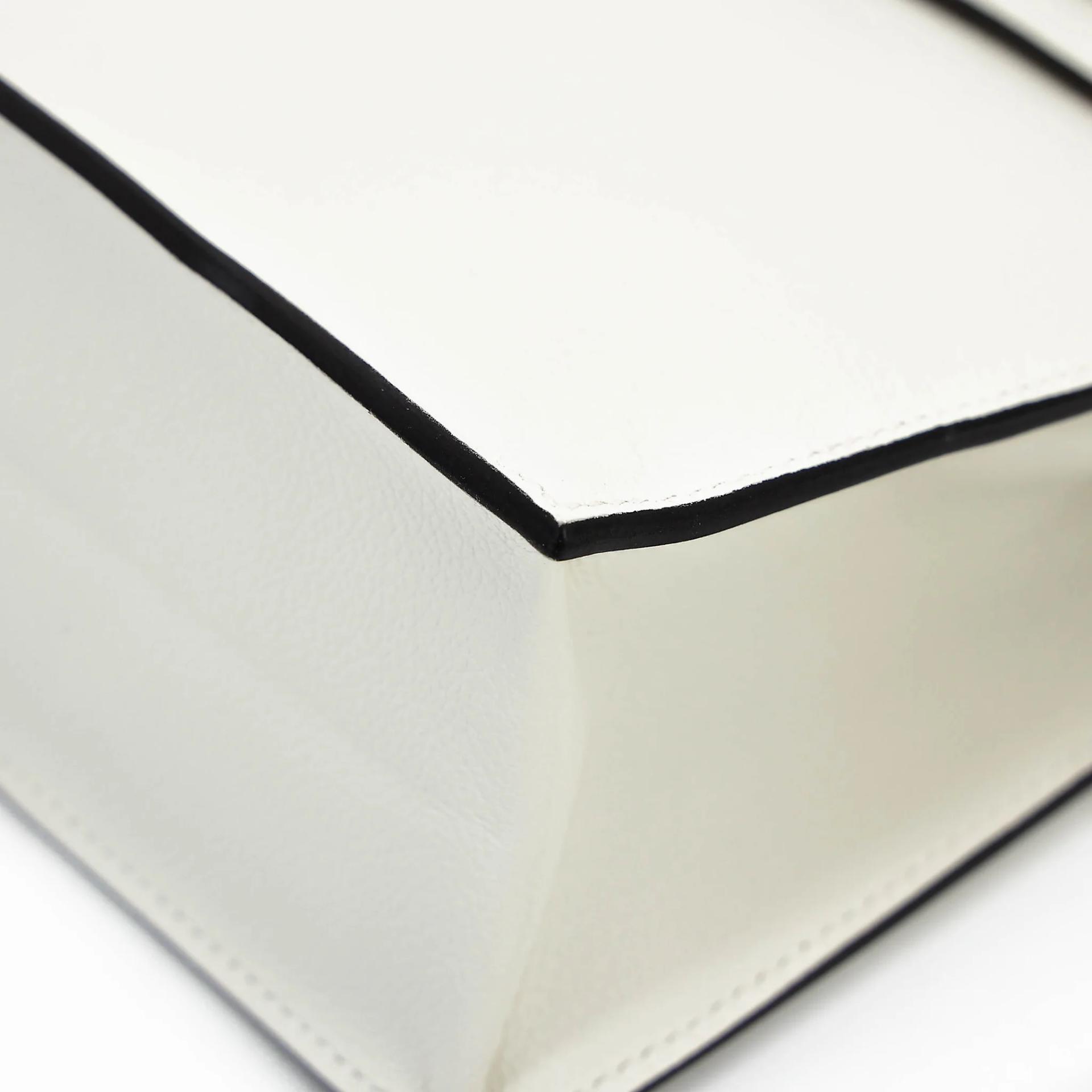 Excellent ( Rank SA ) HERMÈS Kelly Danse Verso White (01) Kraft (2H) Evercolor Gold hardware W (2024) - 7
