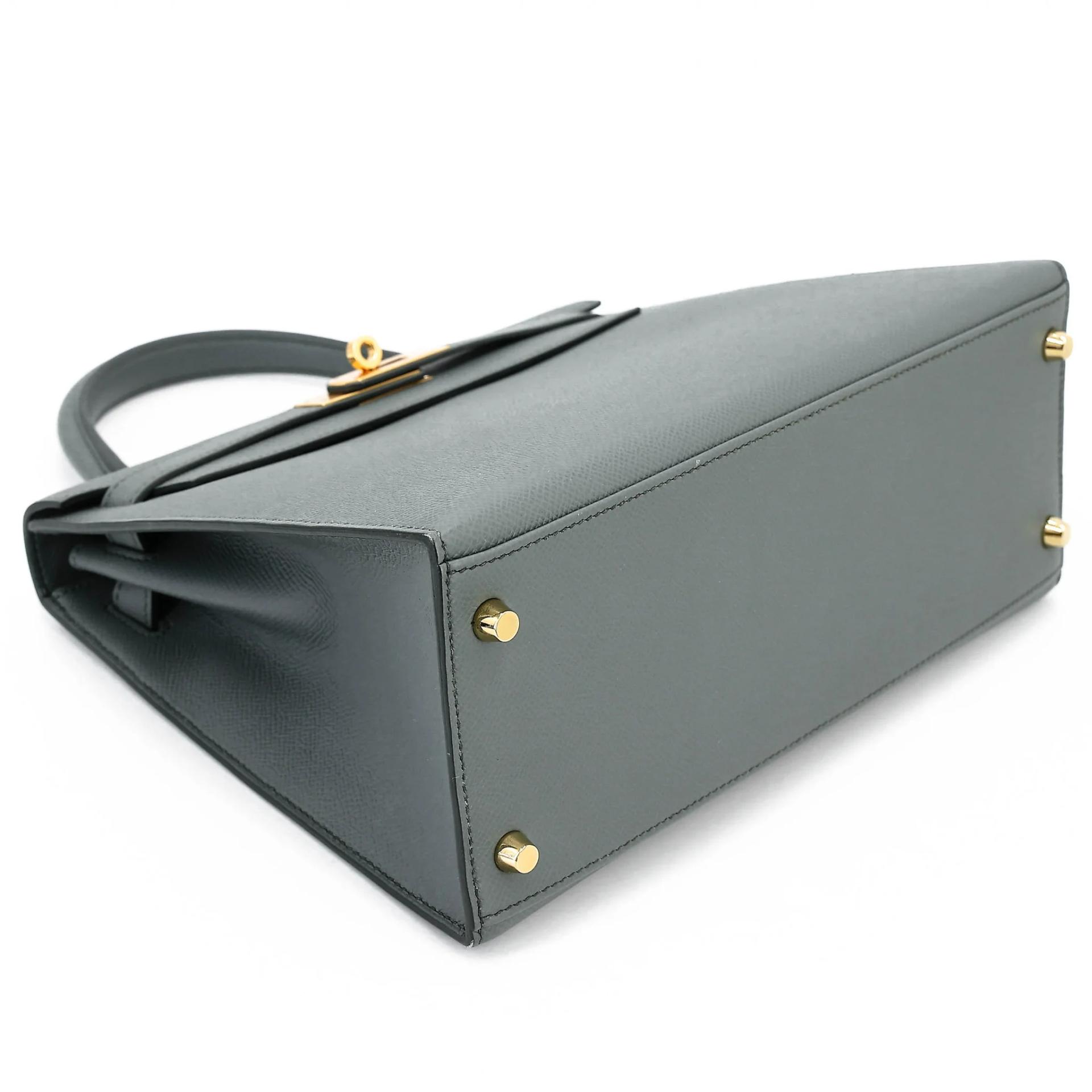 Very Good ( Rank A) HERMÈS Kelly 28 Sellier Vert Amande (63) Epsom Gold hardware D (2019) - 8