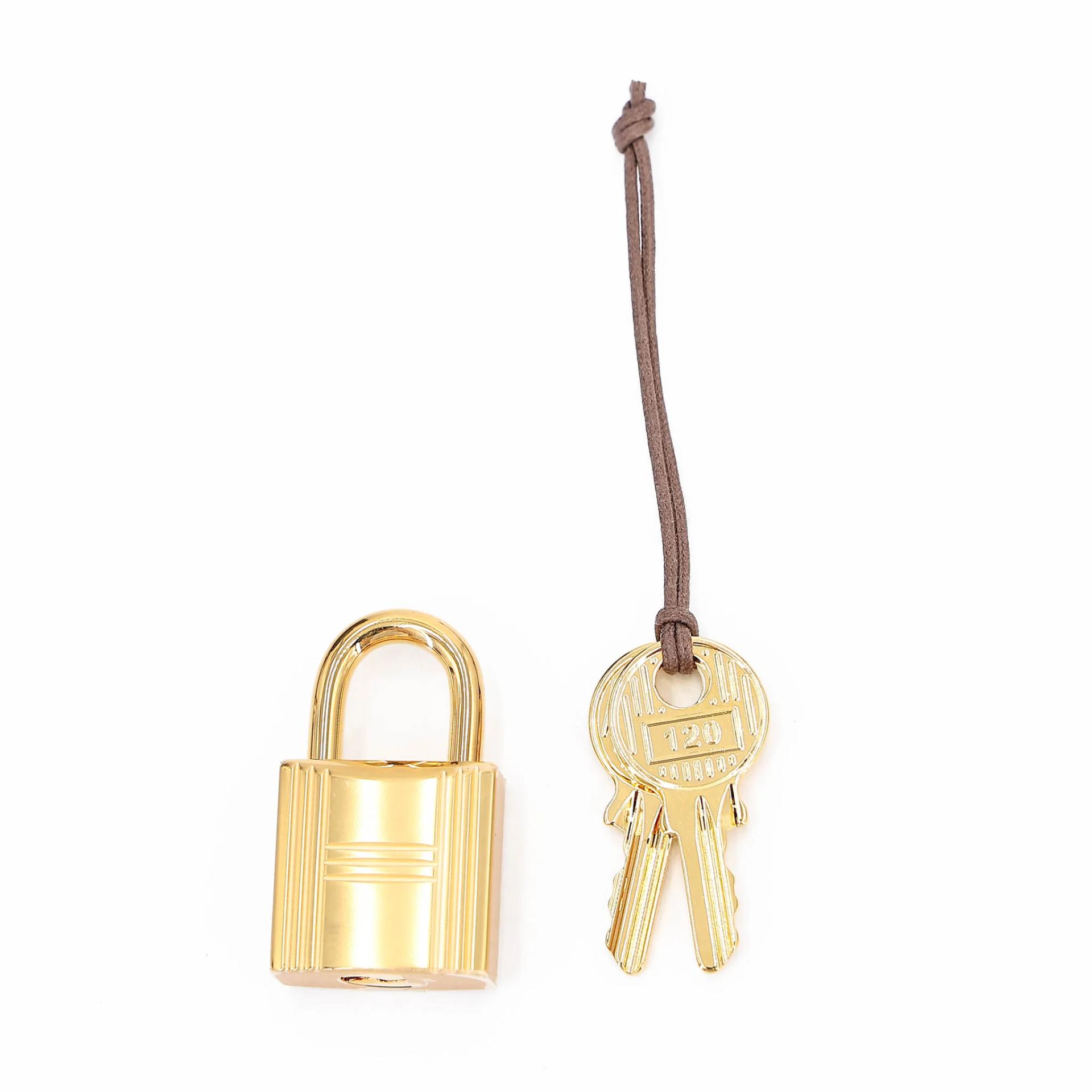 Brand New ( Rank N ) HERMÈS Picotin Lock PM Vert Loden (V8) Clemence Gold hardware G (2026) - 15