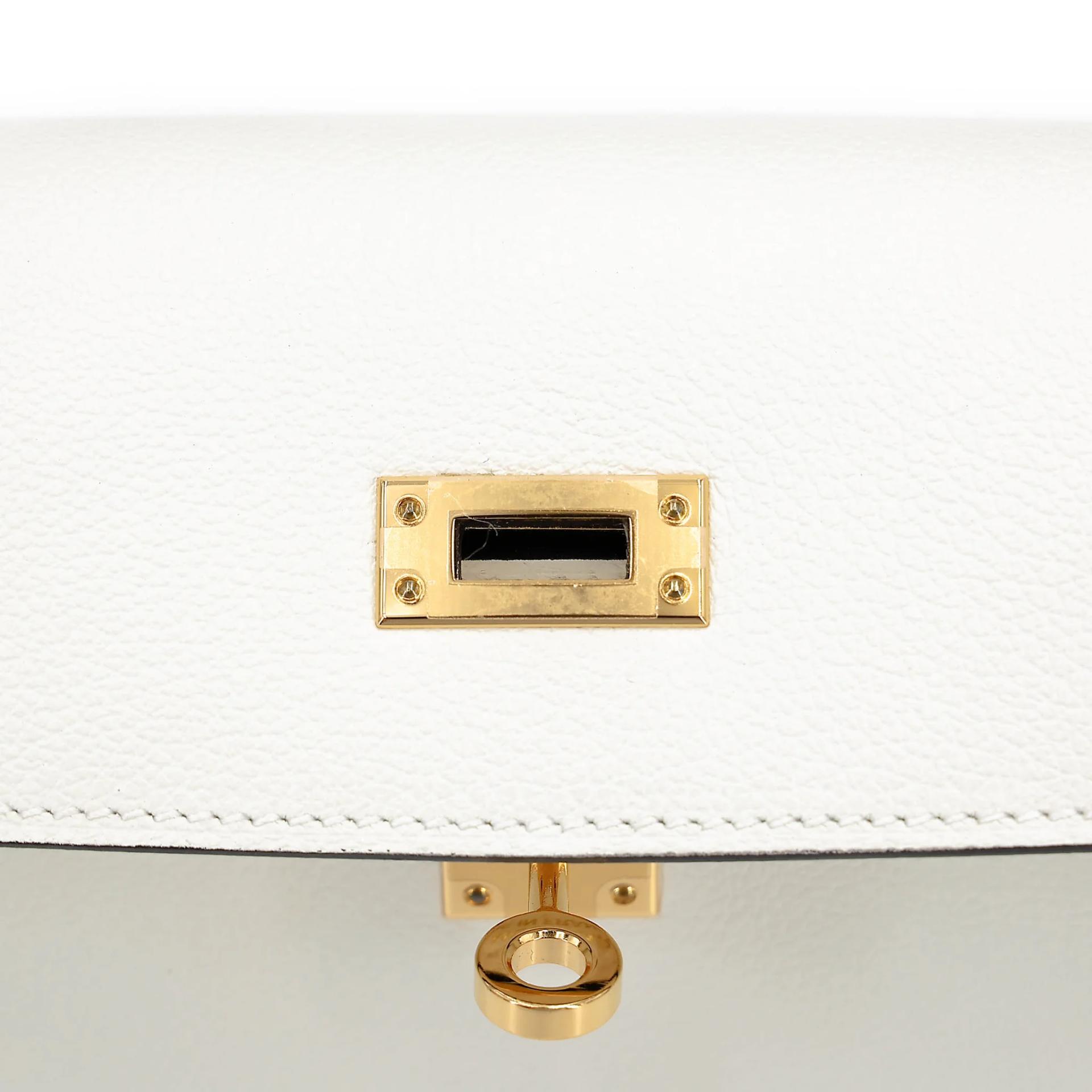 Excellent ( Rank SA ) HERMÈS Kelly Danse Verso White (01) Kraft (2H) Evercolor Gold hardware W (2024) - 14