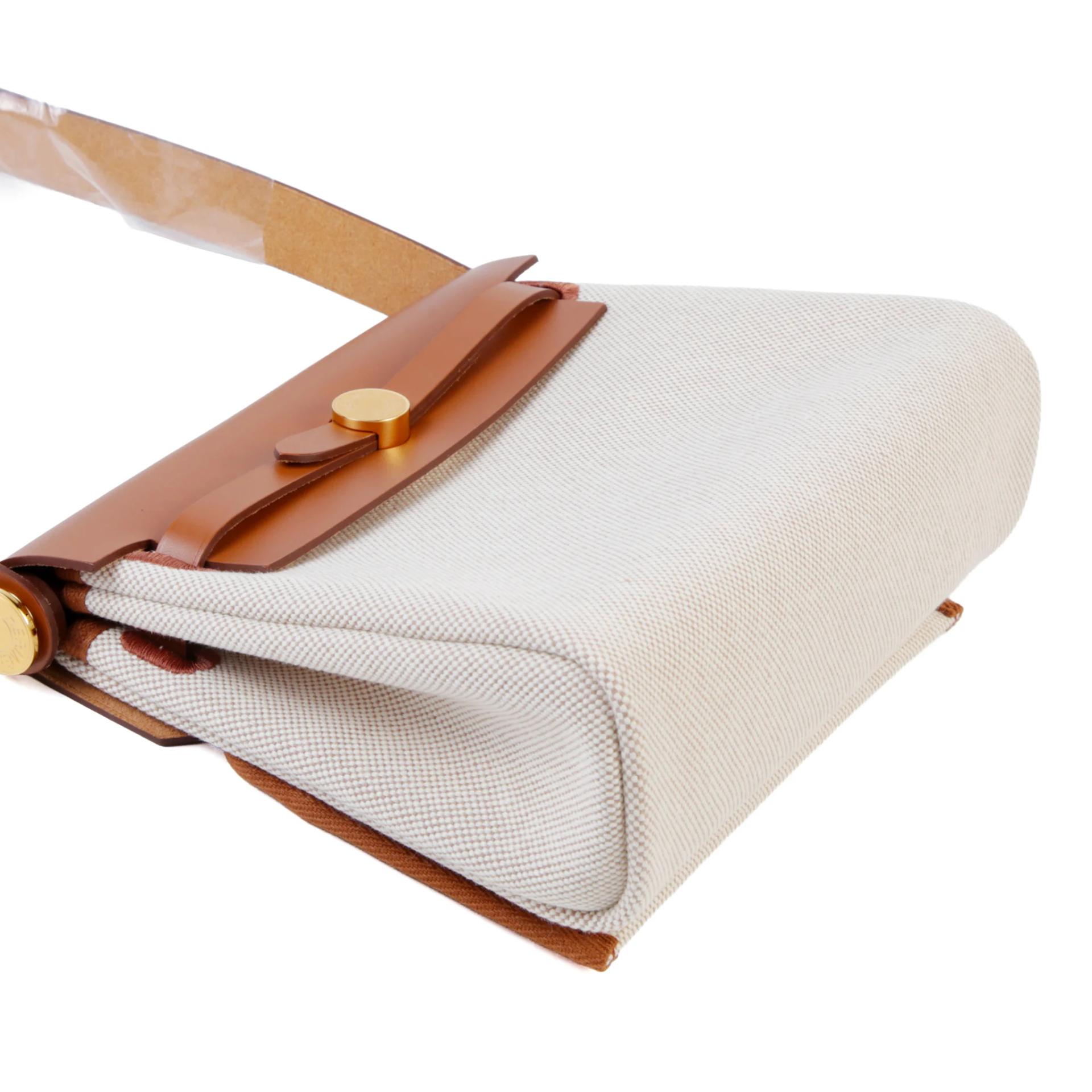 Brand New ( Rank N ) HERMÈS Herbag Zip Mini 20 Fauve (34) Ecru Barenia Gold hardware K (2025) - 4