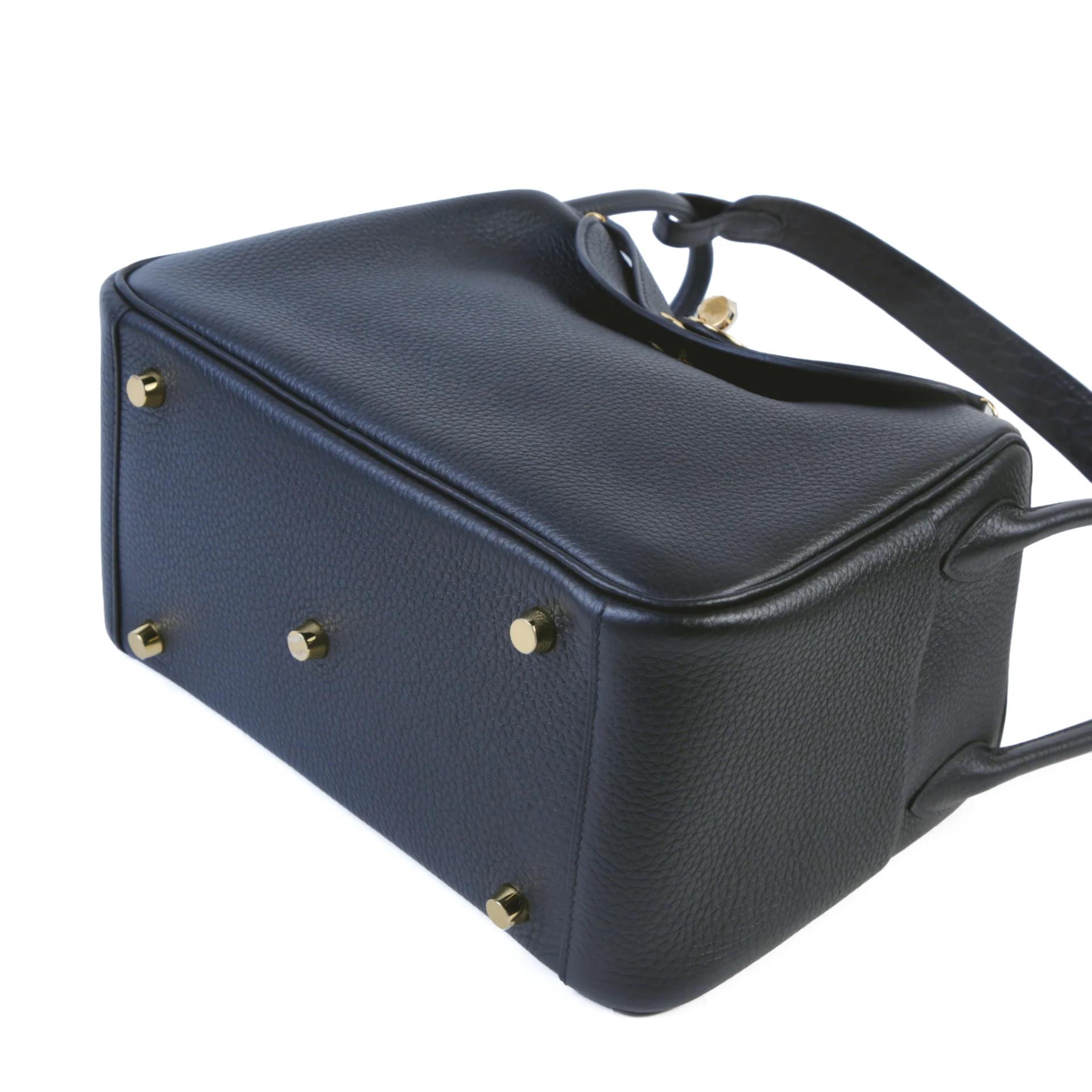 Unused ( Rank NS ) HERMÈS Lindy 26 Touch Noir (89) Clemence Matte Porosus Crocodile Gold hardware U (2022) - 5