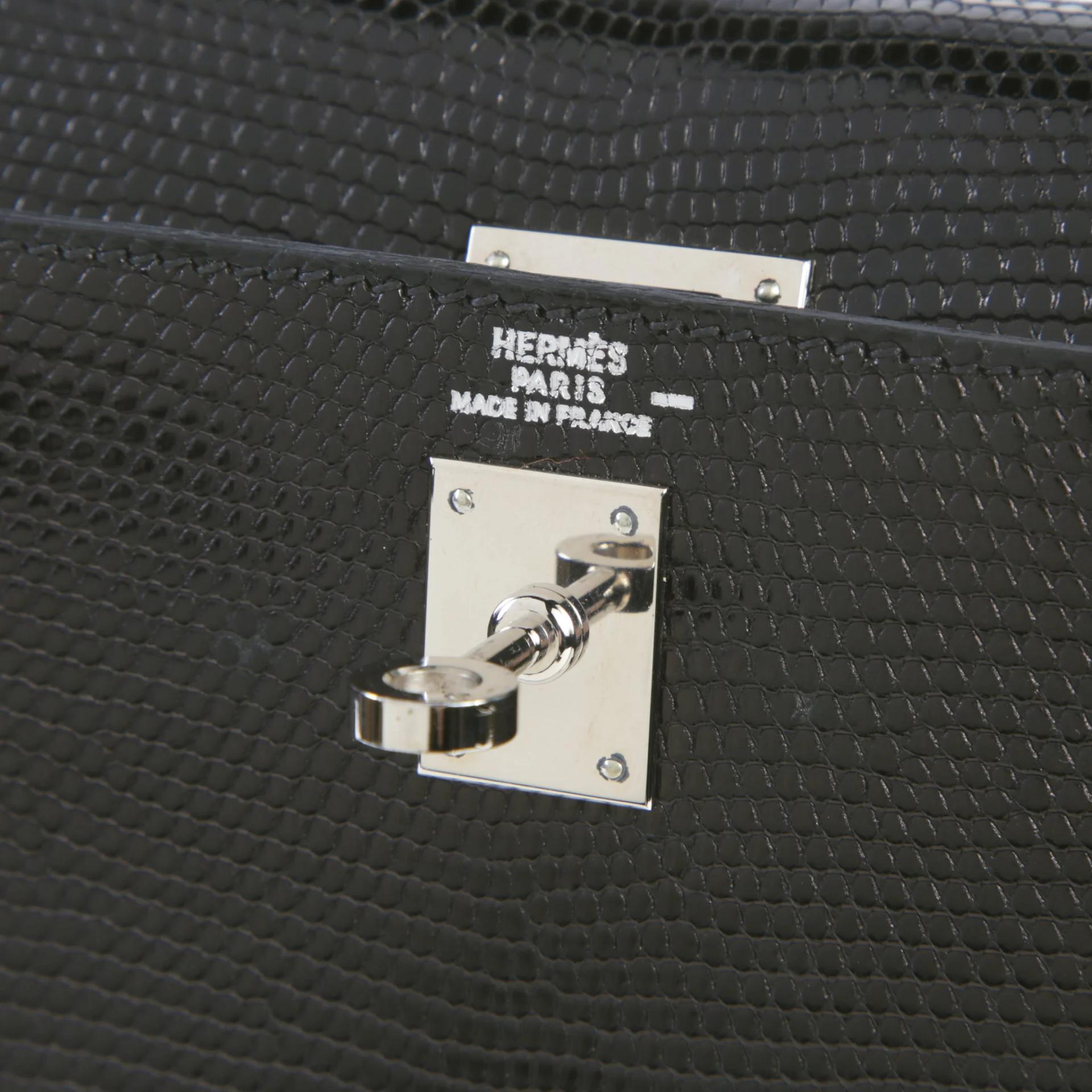 Very Good ( Rank A) HERMÈS Kelly 25 Sellier Noir (89) Lizard Palladium hardware Square F (2002) - 9