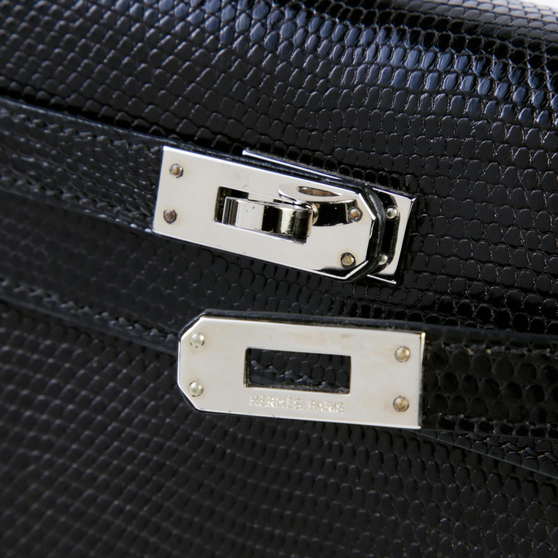 Very Good ( Rank A) HERMÈS Kelly 25 Sellier Noir (89) Lizard Palladium hardware Square F (2002) - 8