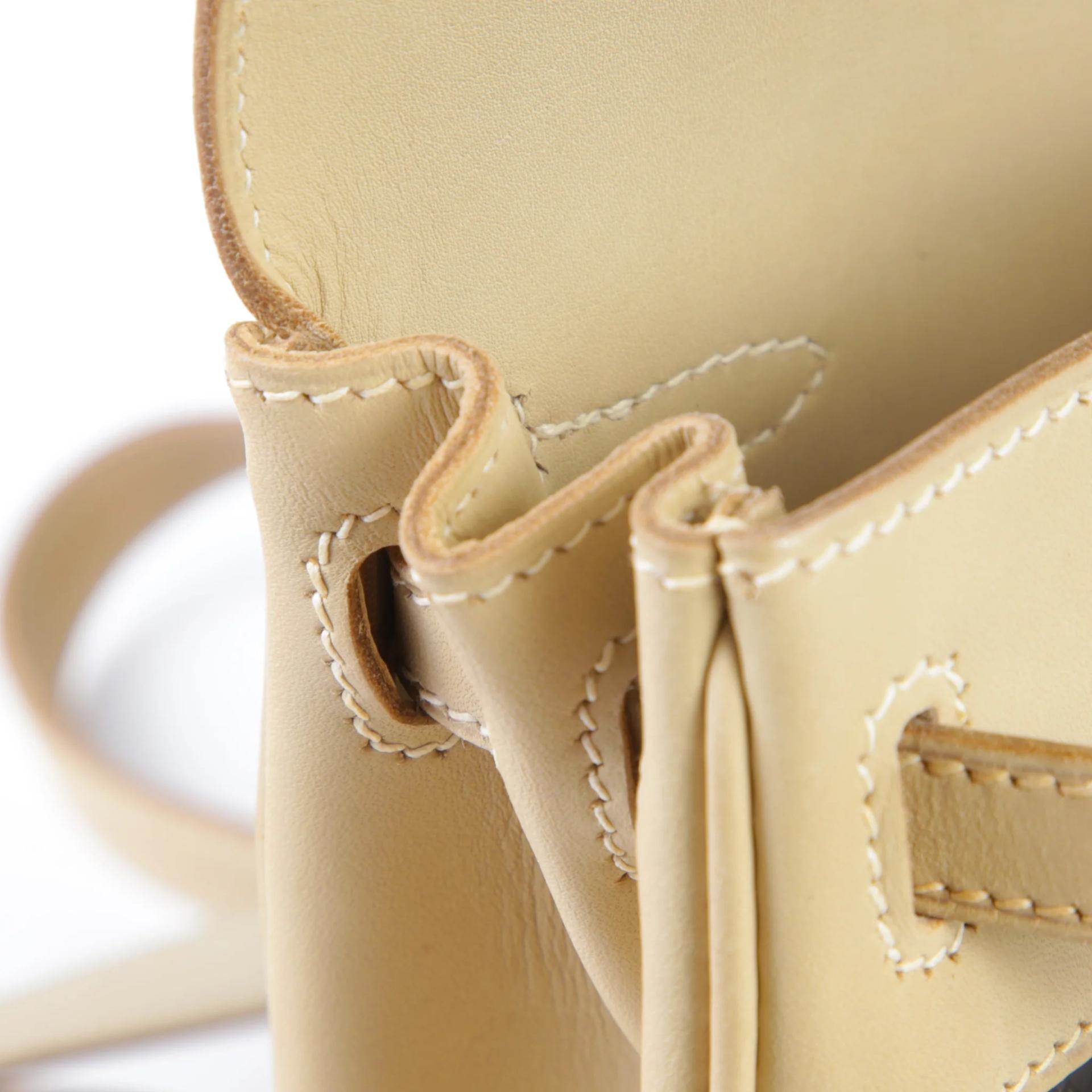Very Good ( Rank A) HERMÈS Kelly Ado PM Beige Box-calf Amazonia Gold hardware Square E (2001) - 13