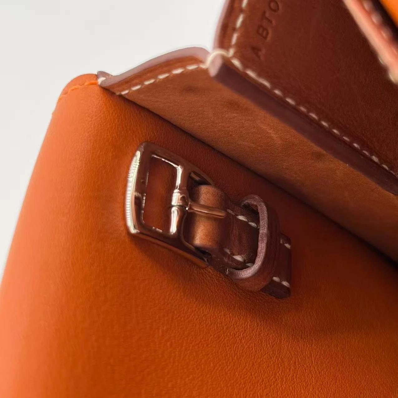 Very Good ( Rank A) HERMÈS Halzan Mini Fauve (34) Barenia Faubourg Palladium hardware A (2017) - 27