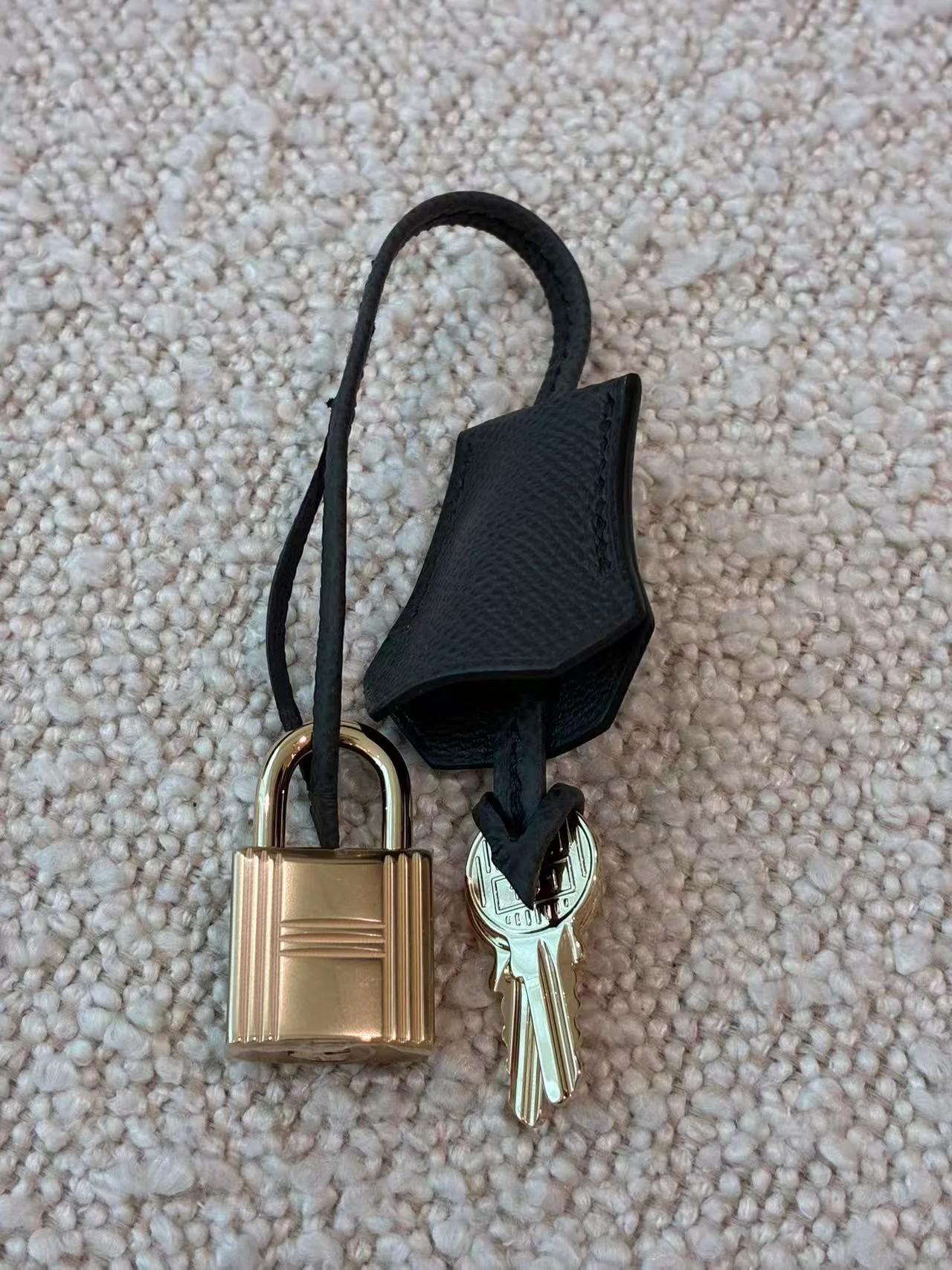 Brand New ( Rank N ) HERMÈS Kelly 25 Sellier Plomb (8P) Epsom Permabrass hardware G (2026) - 25