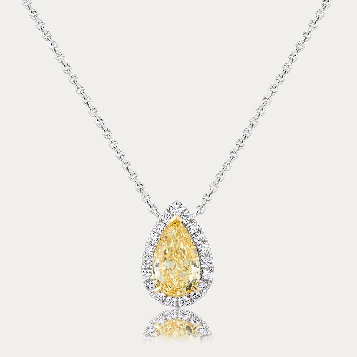 Soi Halo 18K Lab-Grown Diamond Necklace