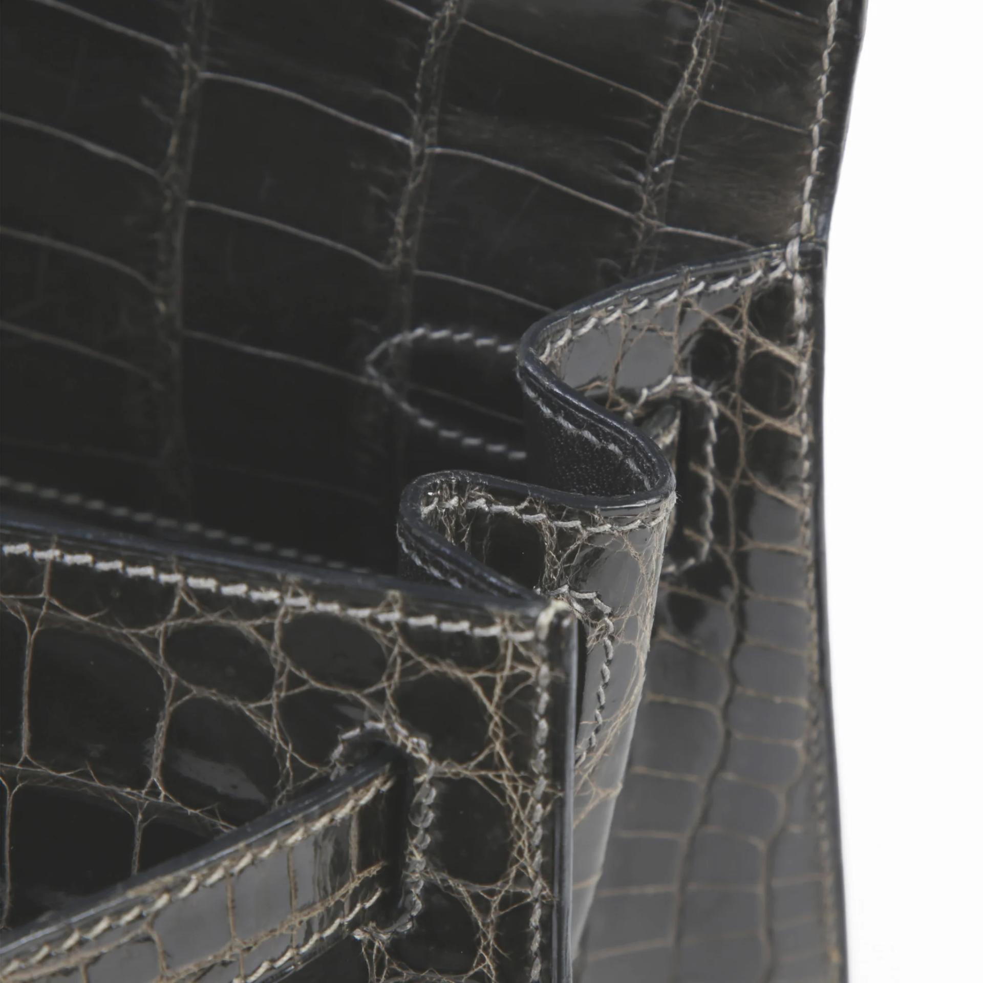 Good ( Rank AB) HERMÈS Kelly 28 Sellier Graphite (88) Shiny Niloticus Crocodile Palladium hardware Square H (2004) - 12