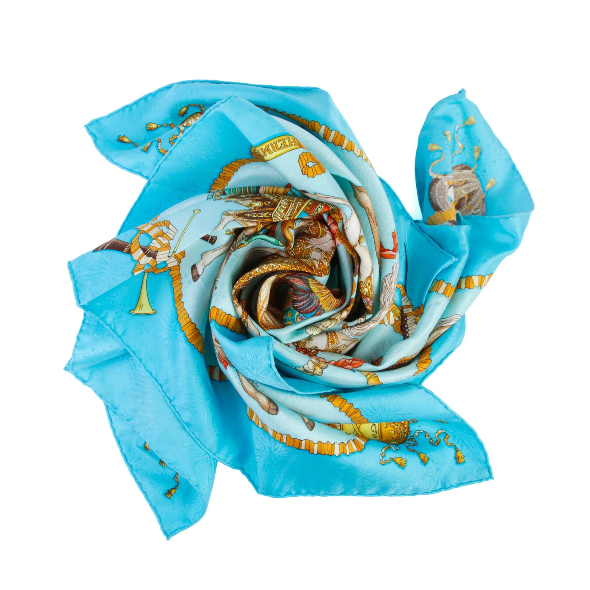 Very Good ( Rank A) HERMÈS Carre 90 scarf Blue Silk - 5