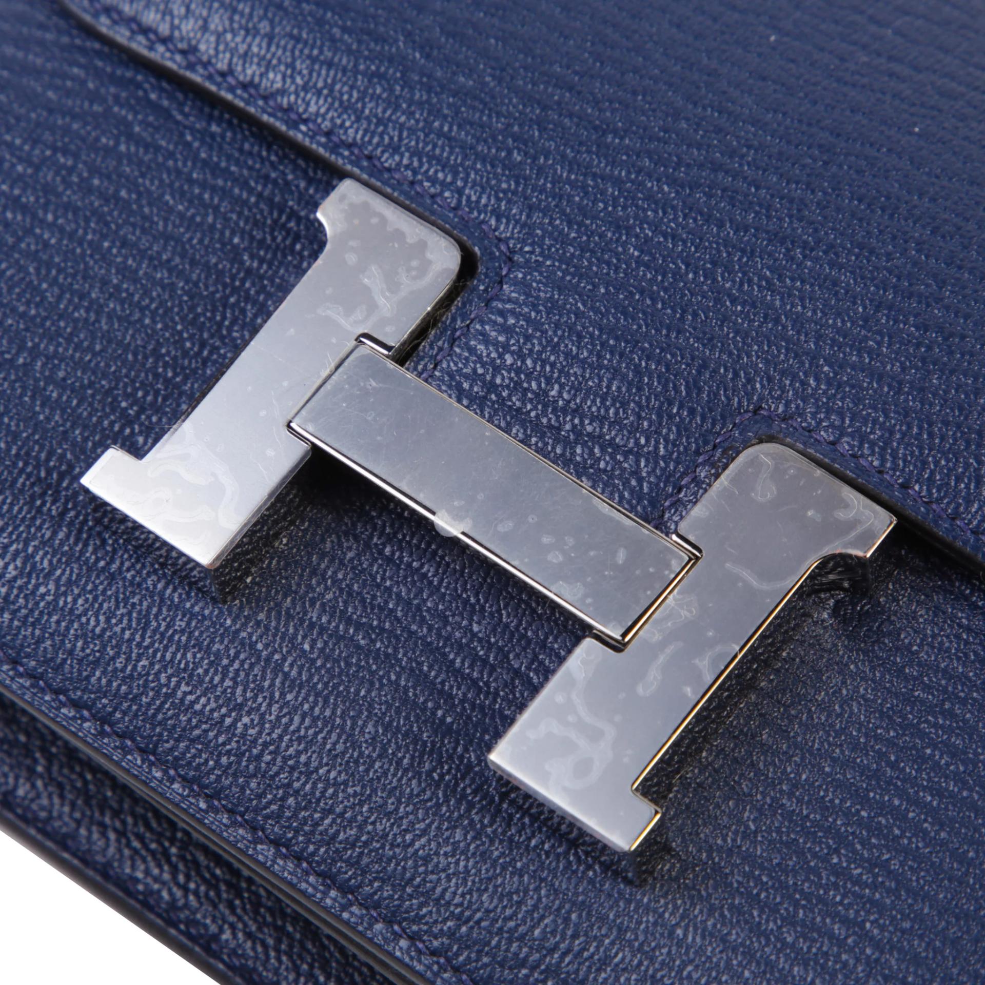 Excellent ( Rank SA ) HERMÈS Constance Mini Verso Navy (7U) Rouge de Coeur (S3) Chamkila Palladium hardware K (2025) - 8
