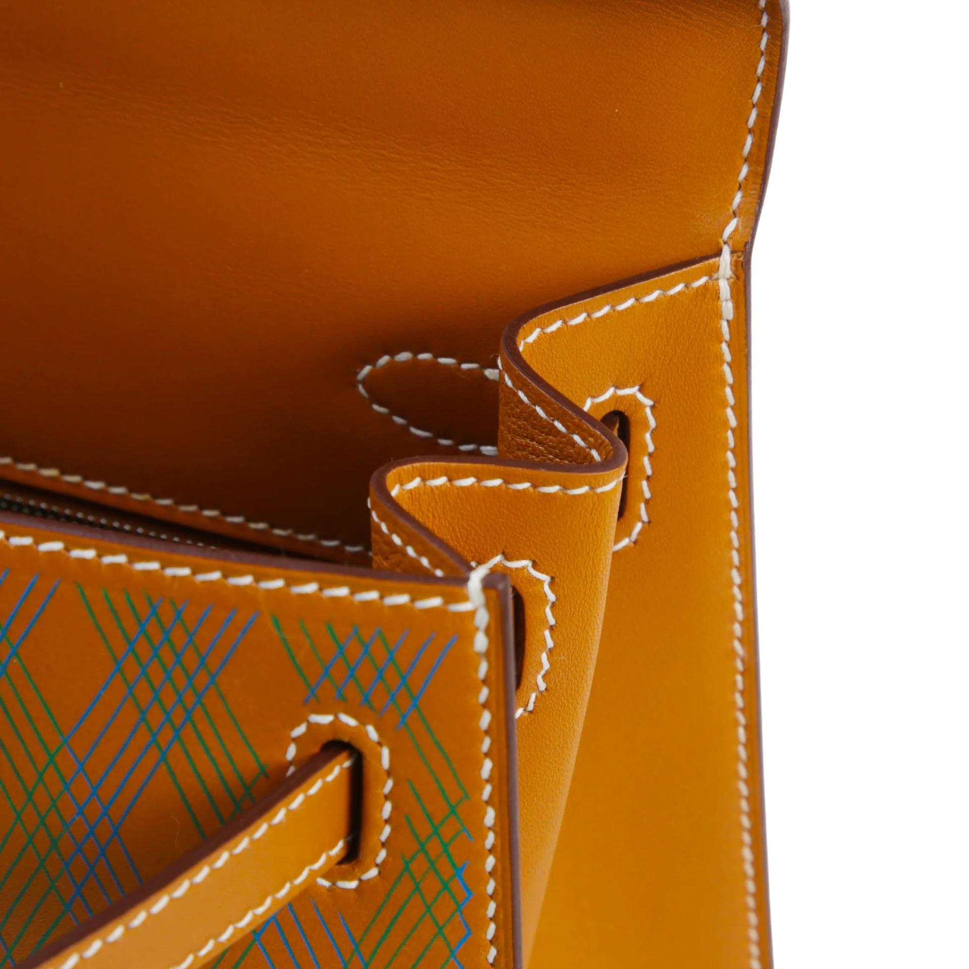 Unused ( Rank NS ) HERMÈS Limited Edition Kelly 25 Sellier Losanges Natural Sable (21) Butler Palladium hardware W (2024) - 12